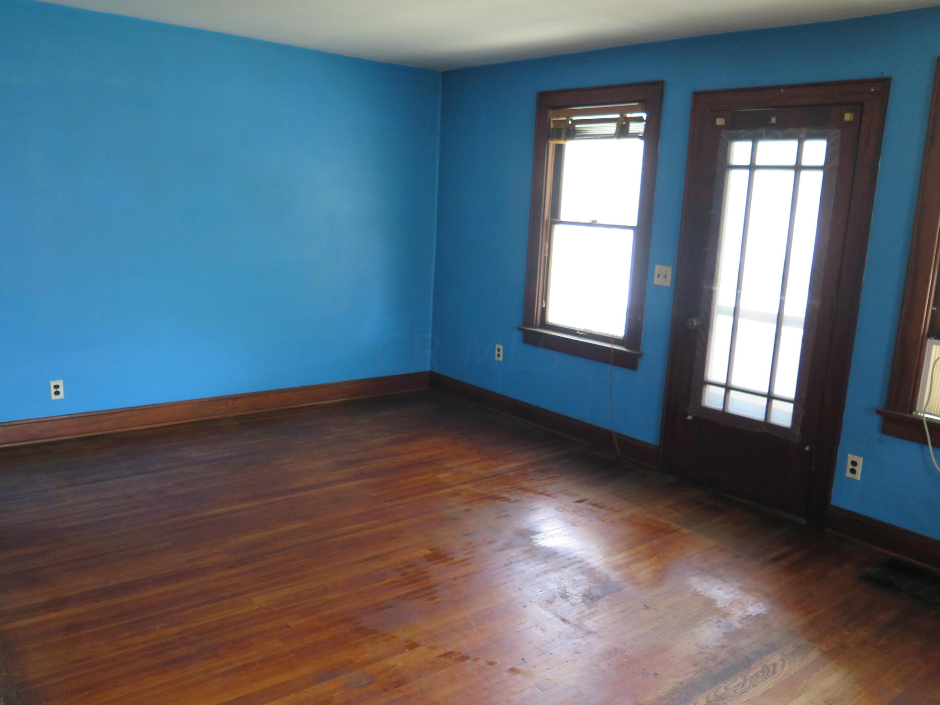 1395 Meadow, 1395-1397