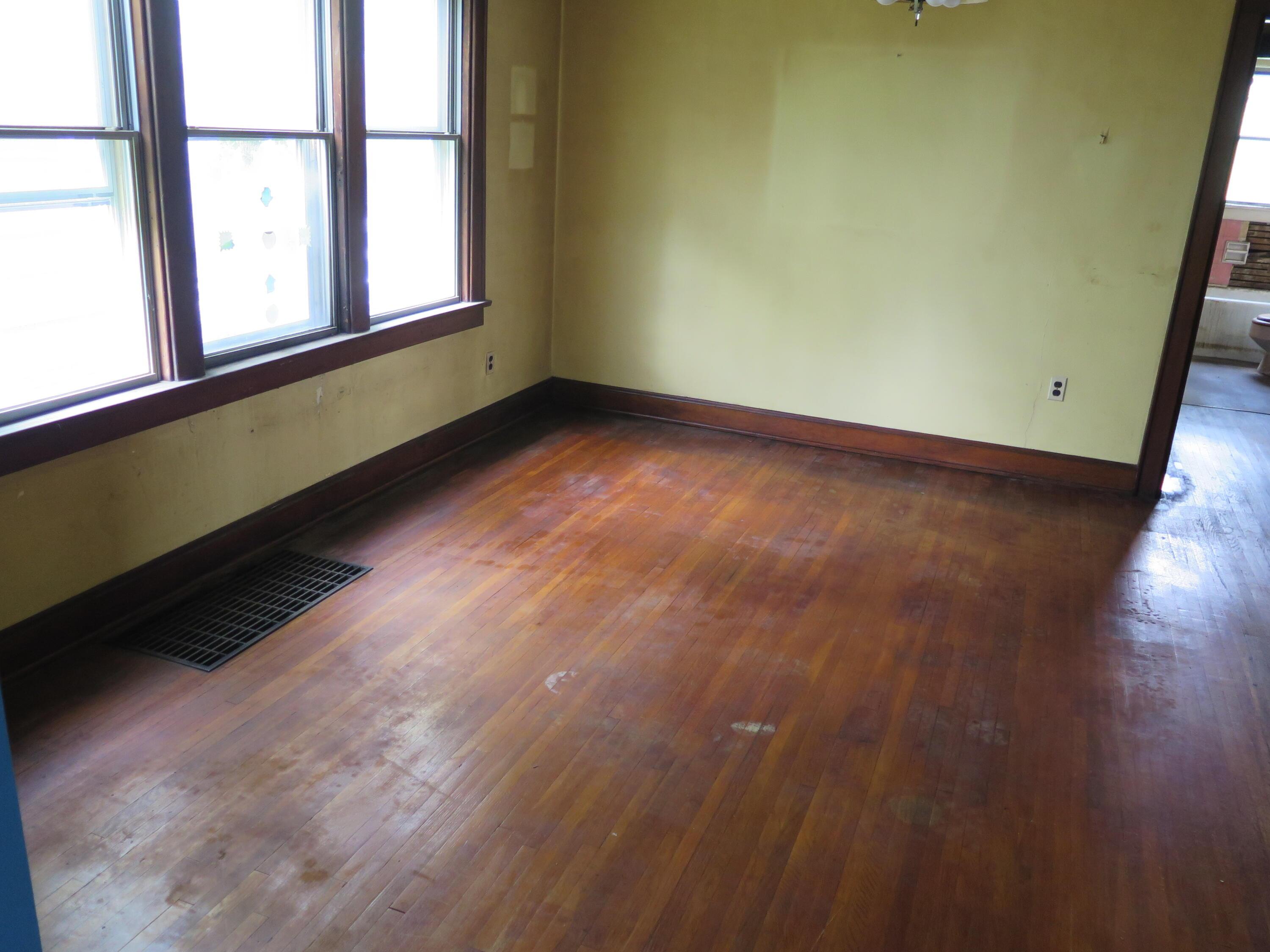 1395 Meadow, 1395-1397