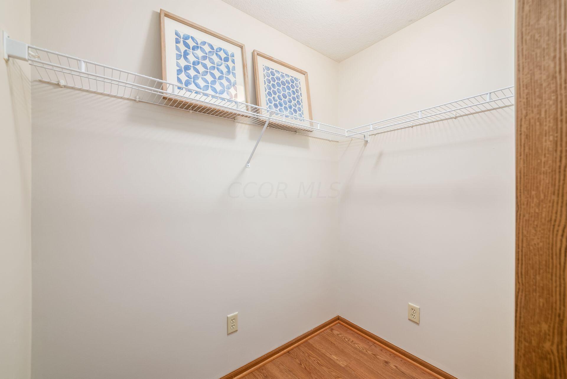 5711 Sanderling Lane