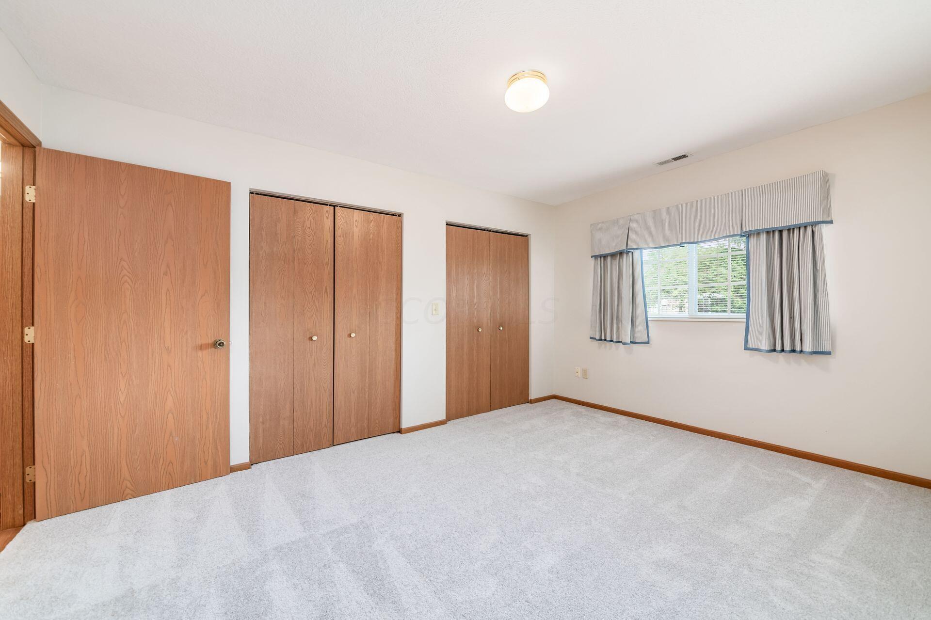 5711 Sanderling Lane