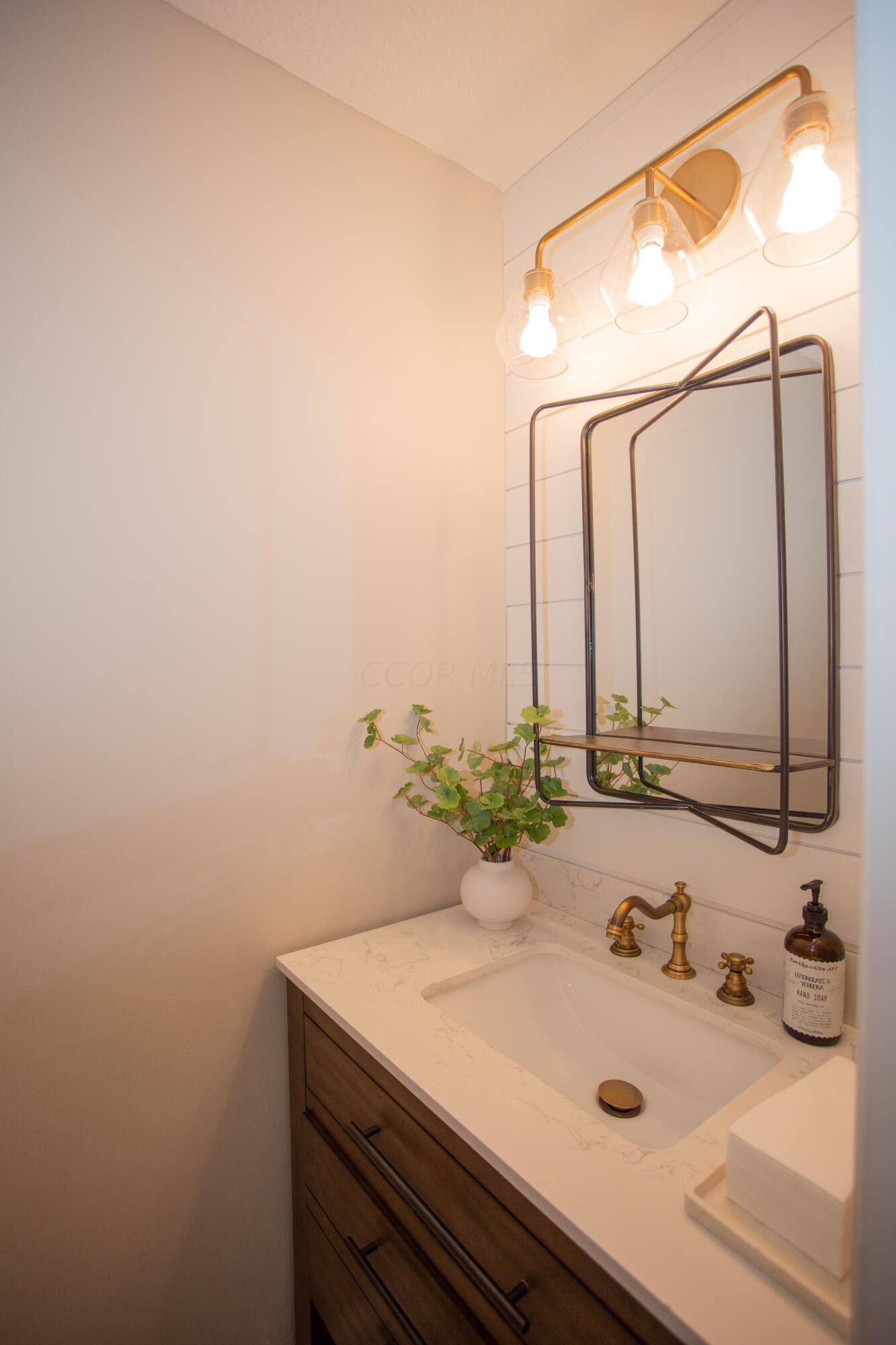 3467 Fairway Commons Drive