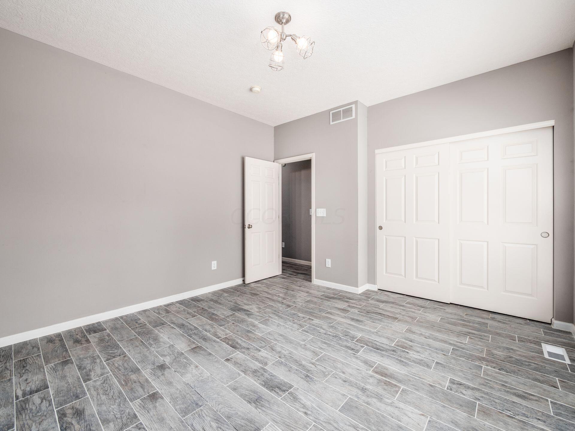 2861 Tweed Court