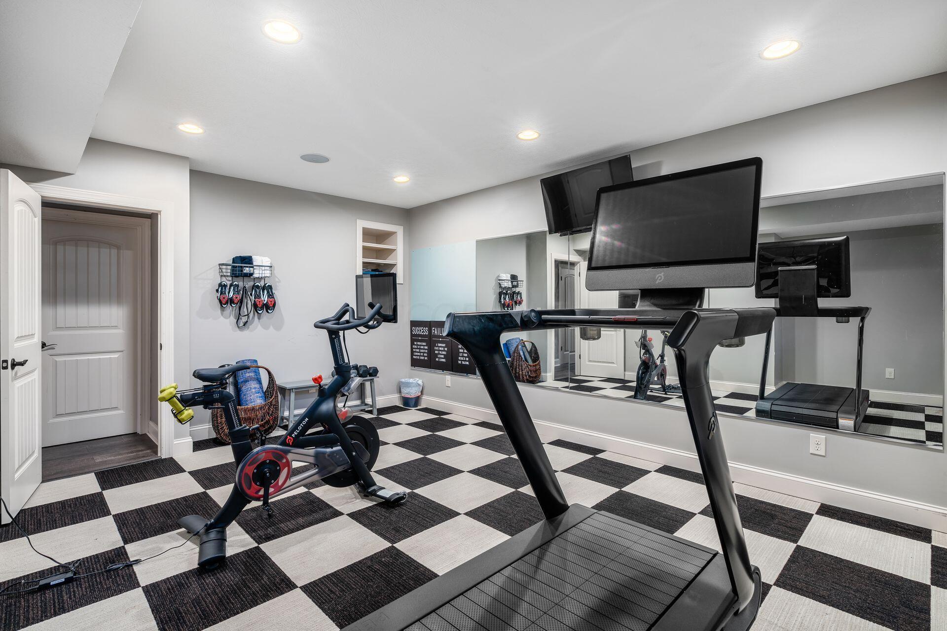 5177 Gypsum Way
