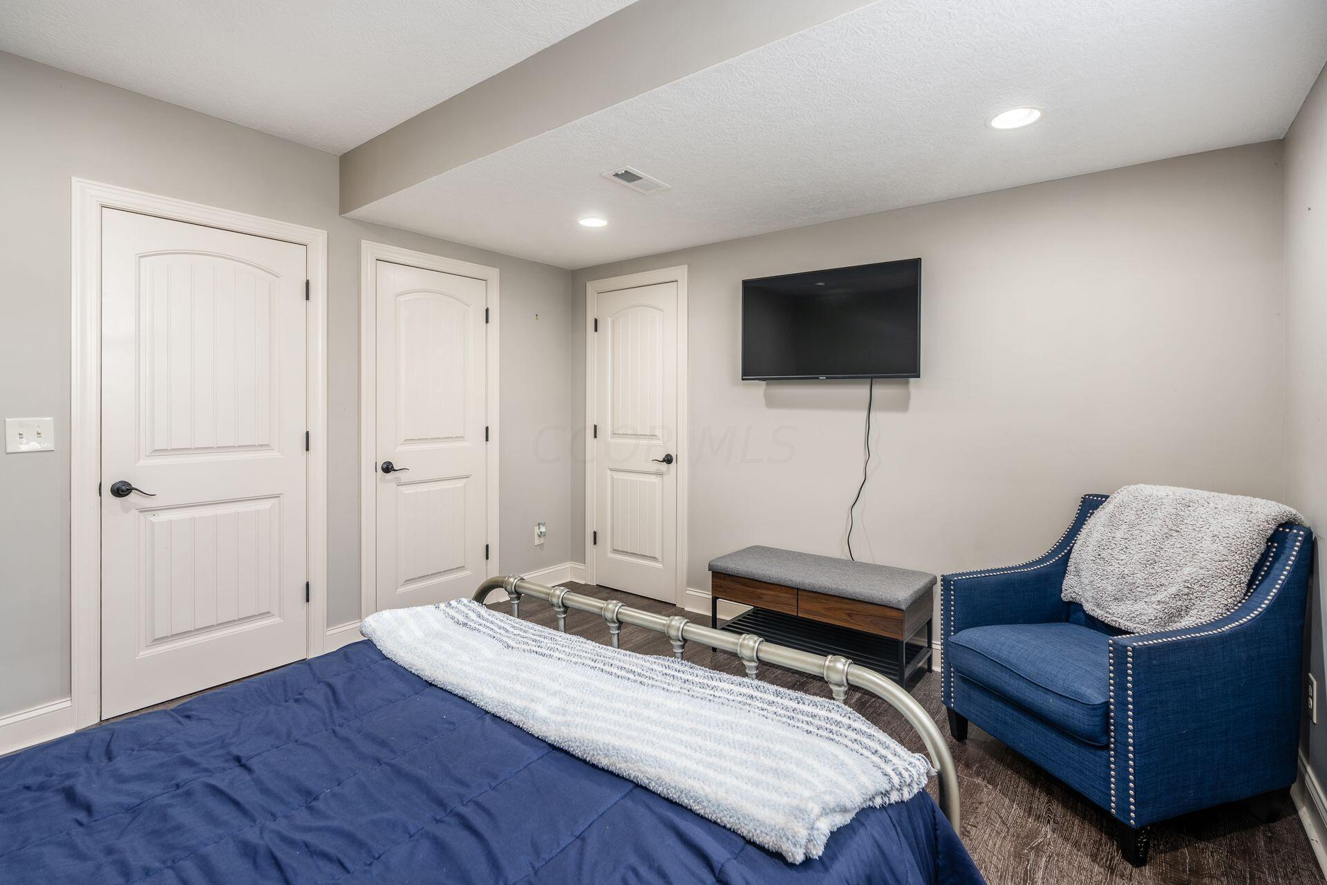 5177 Gypsum Way