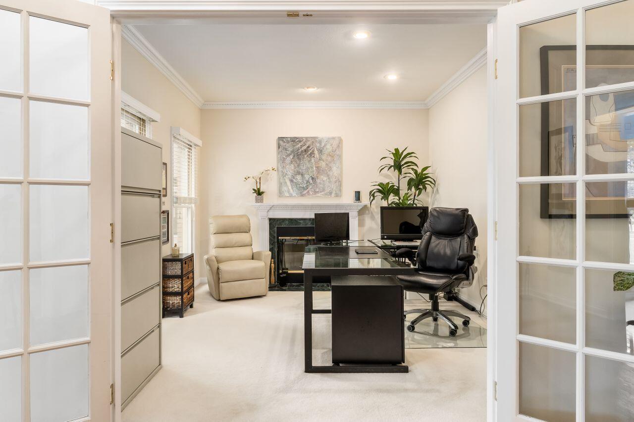 545 Kingfisher Drive
