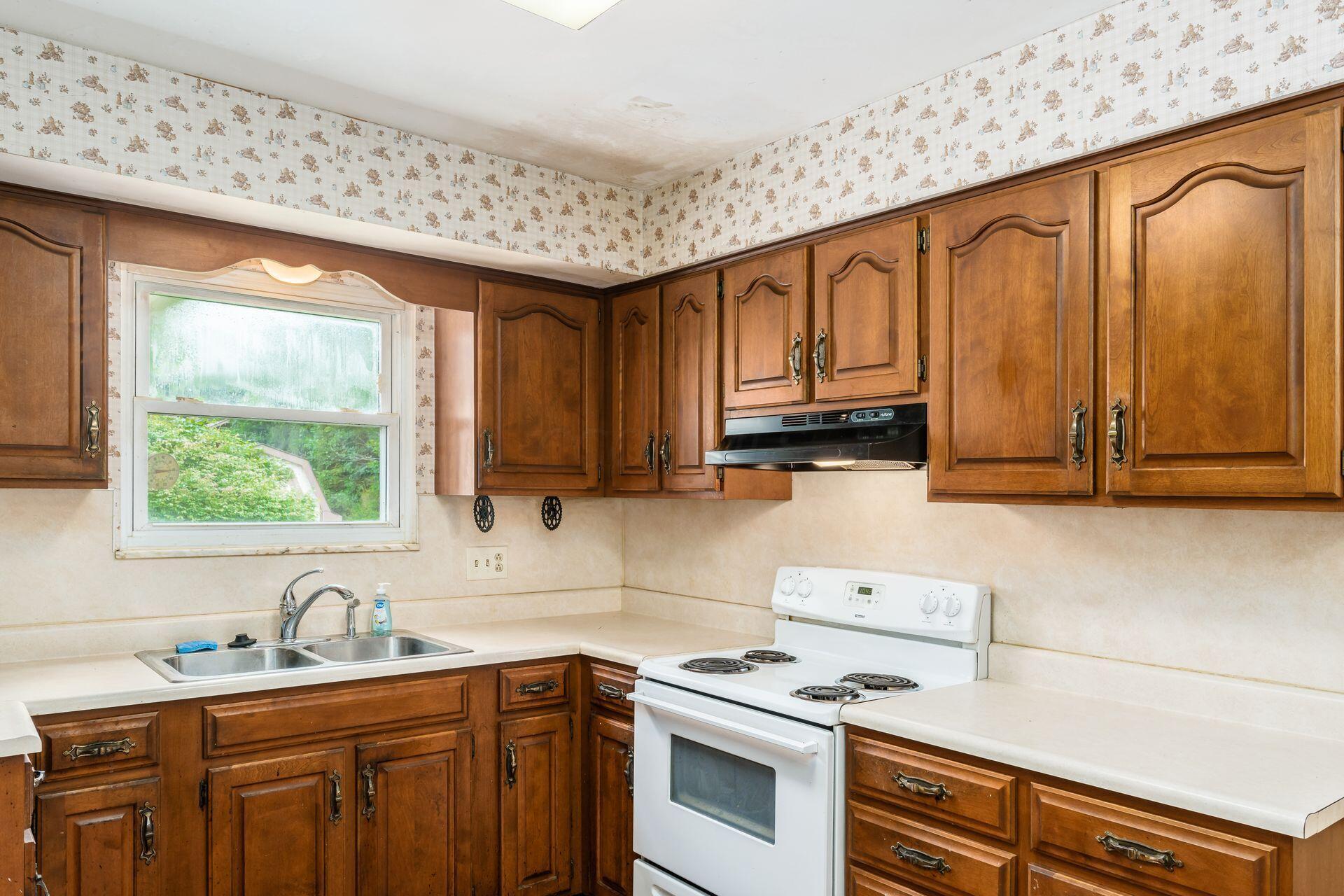 8730 Blacklick Eastern Road NW
