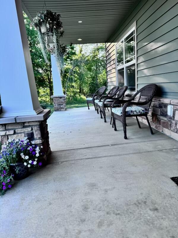 582 Dent Road