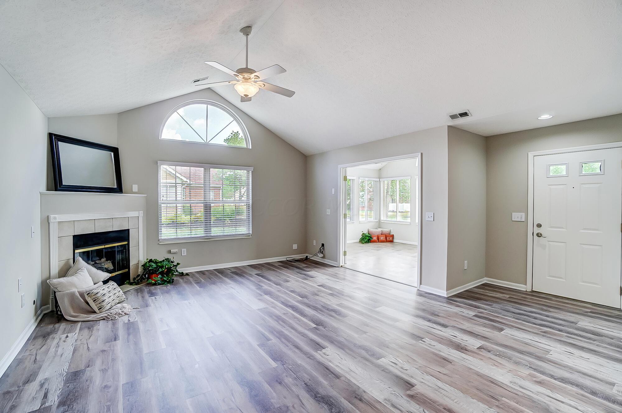 4645 Wenham Park, 12