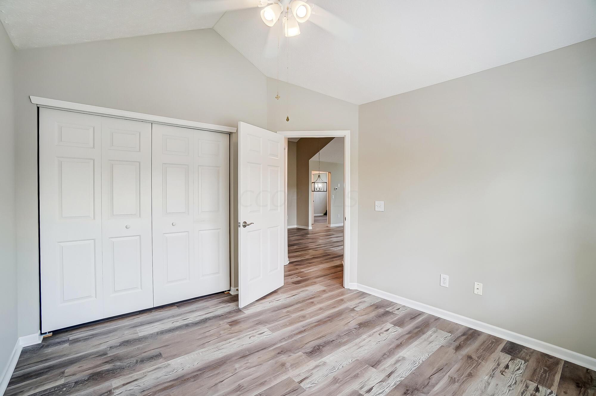 4645 Wenham Park, 12