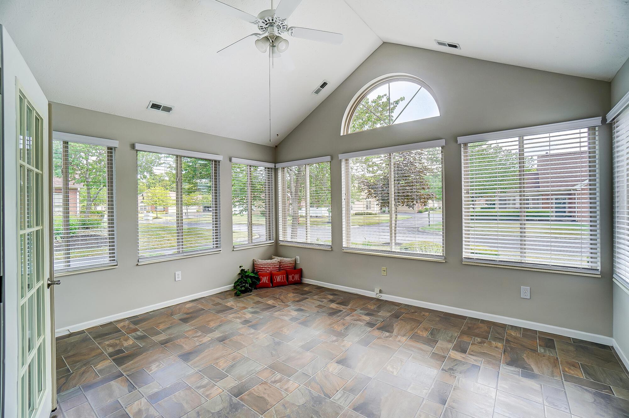 4645 Wenham Park, 12