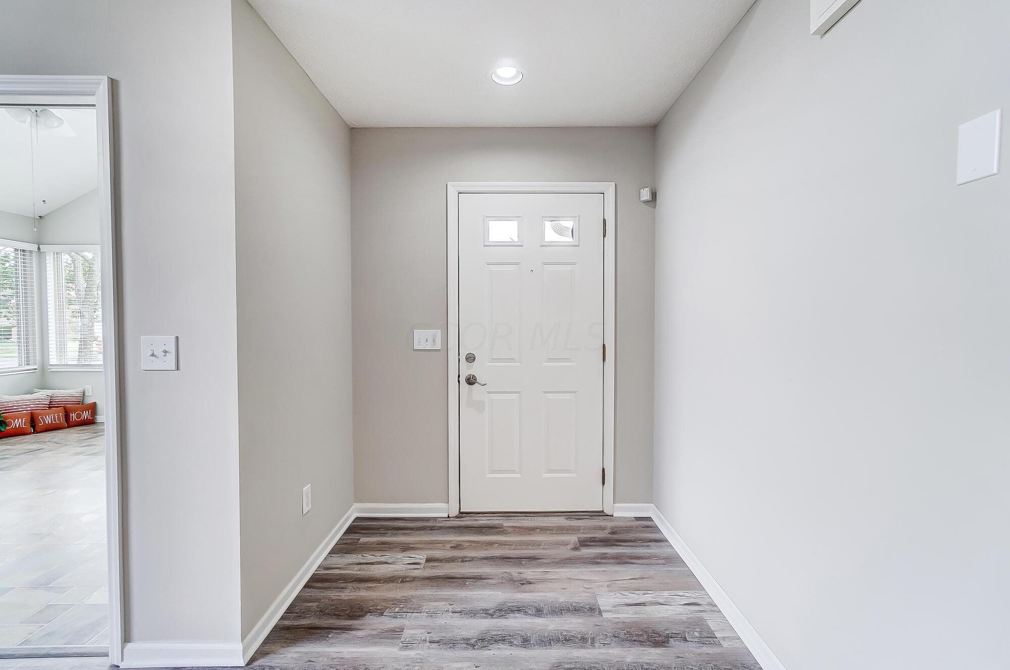 4645 Wenham Park, 12