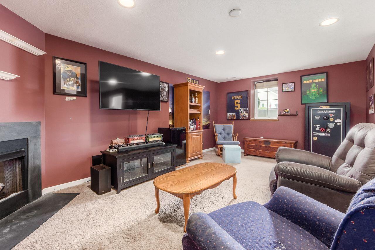 7215 Colonial Affair Drive, 12