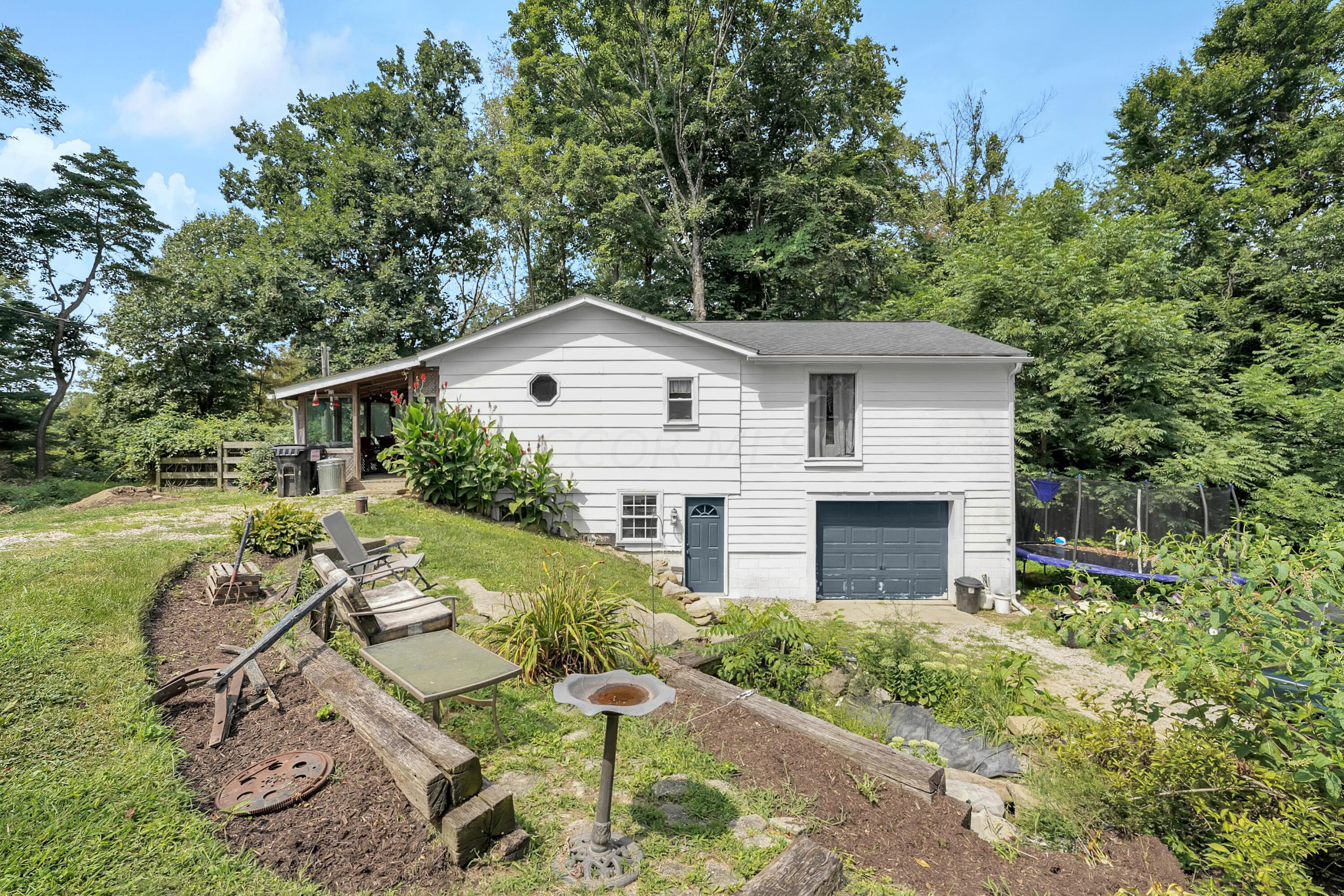 5126 Township Road 225 SE