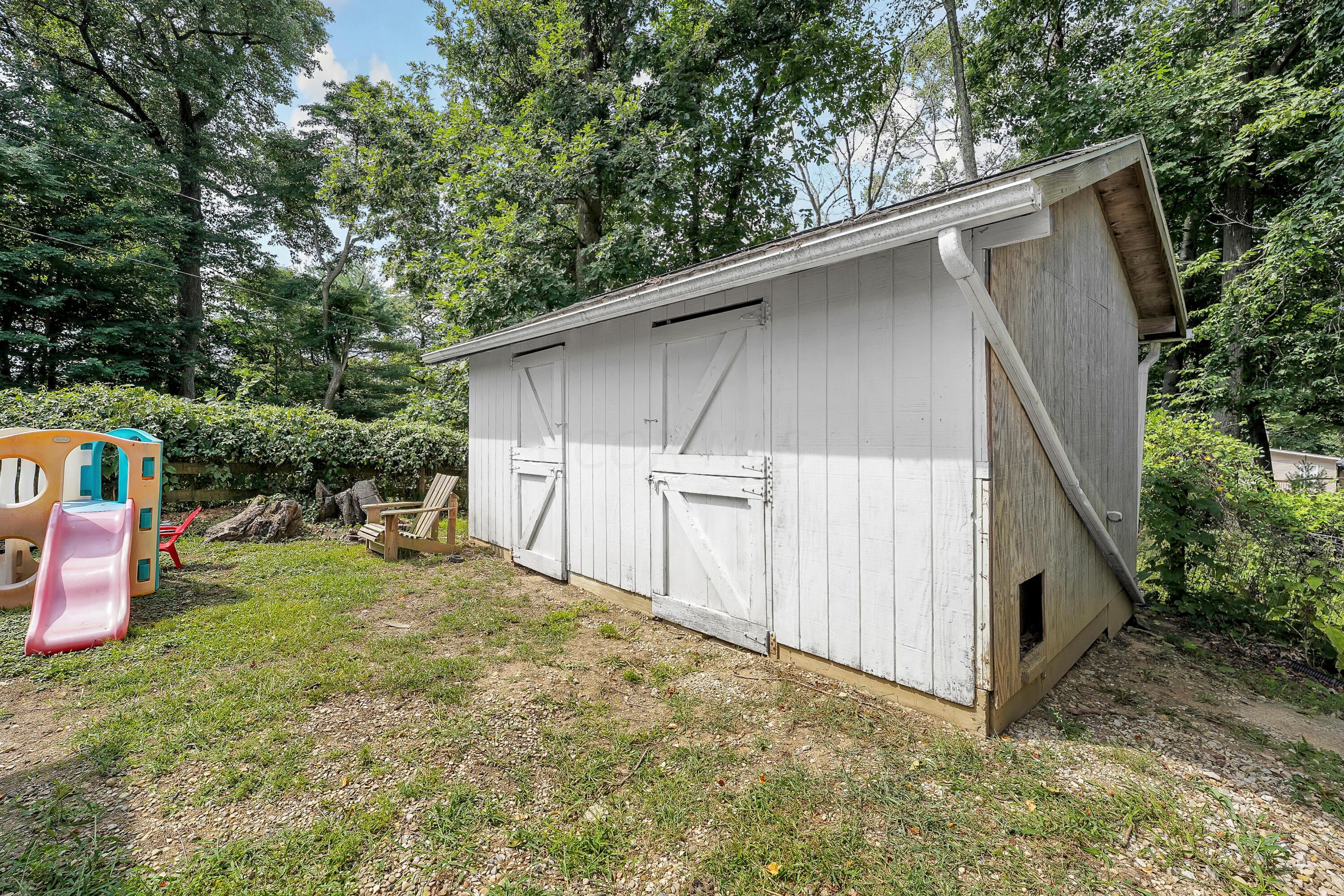 5126 Township Road 225 SE