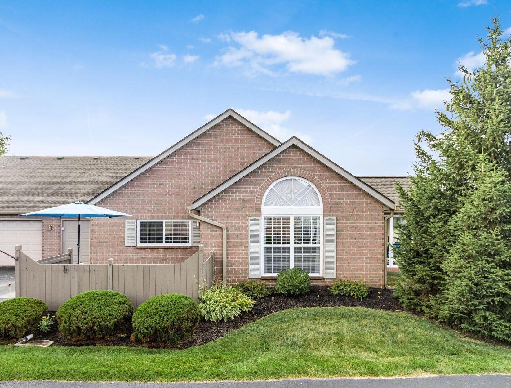1248 Amberlea Drive E, 18
