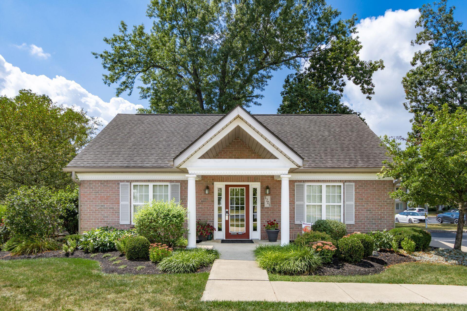 1248 Amberlea Drive E, 18