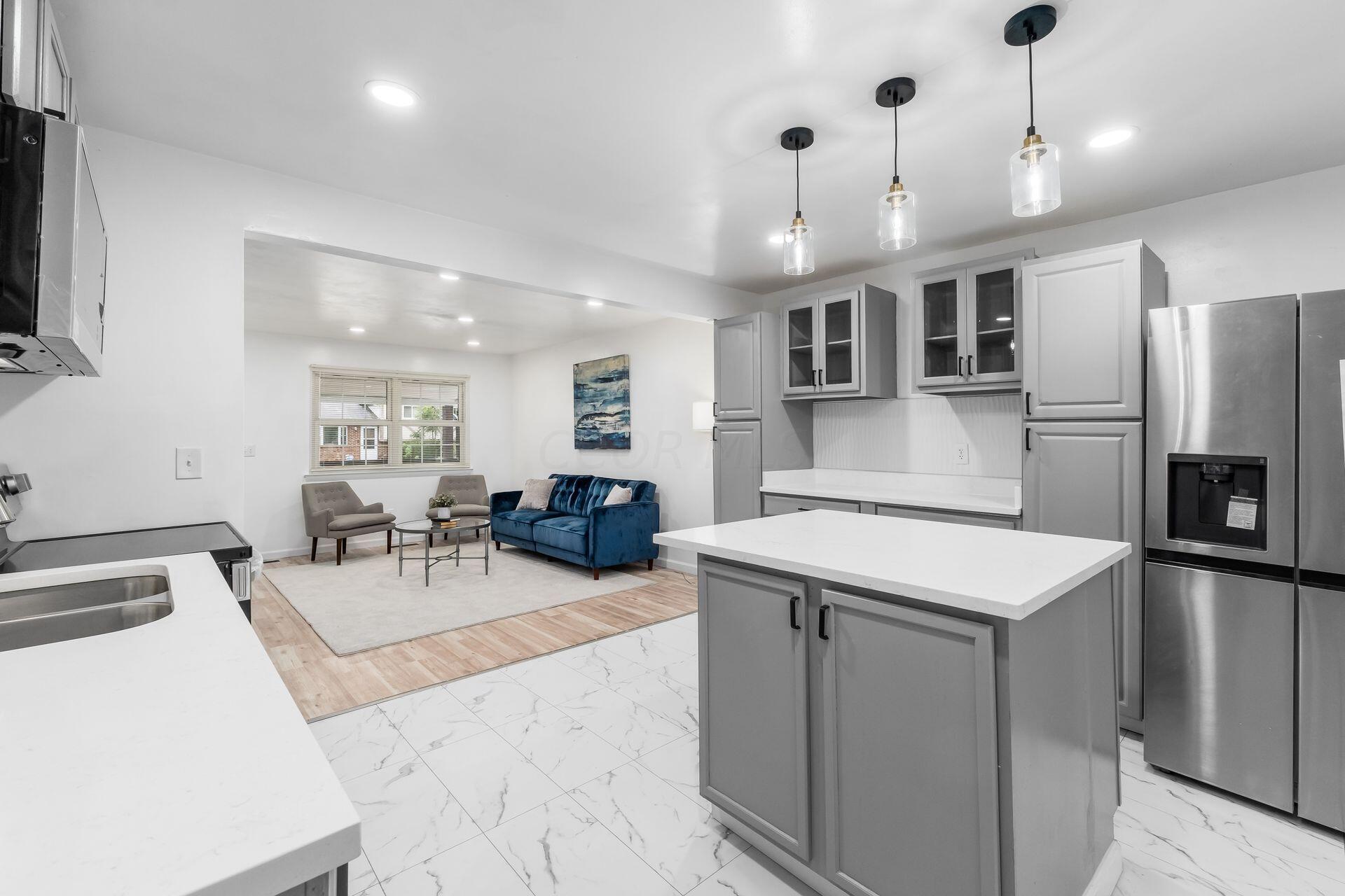 2877 Falcon Bridge Drive