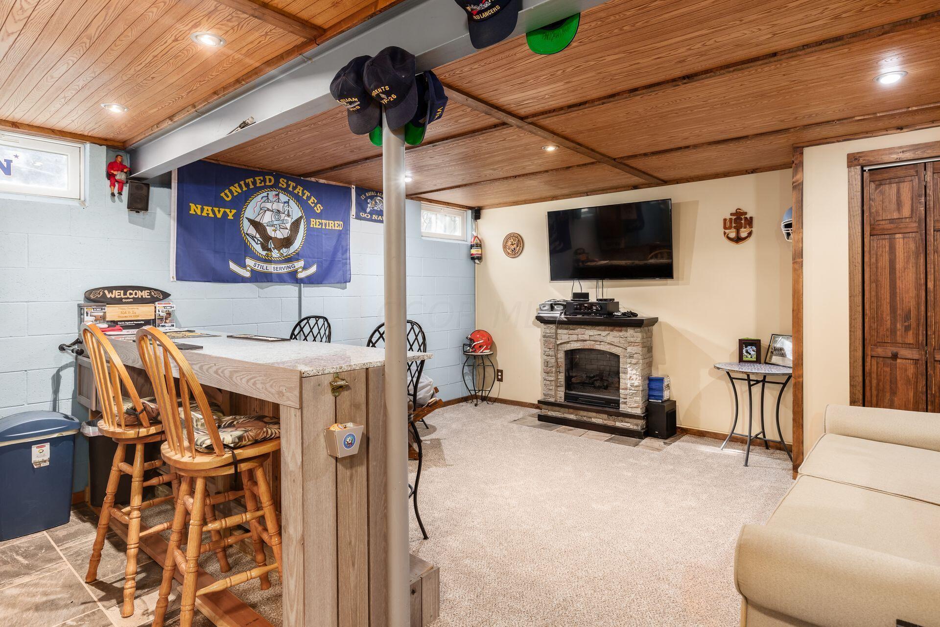 5809 Burnett Drive N