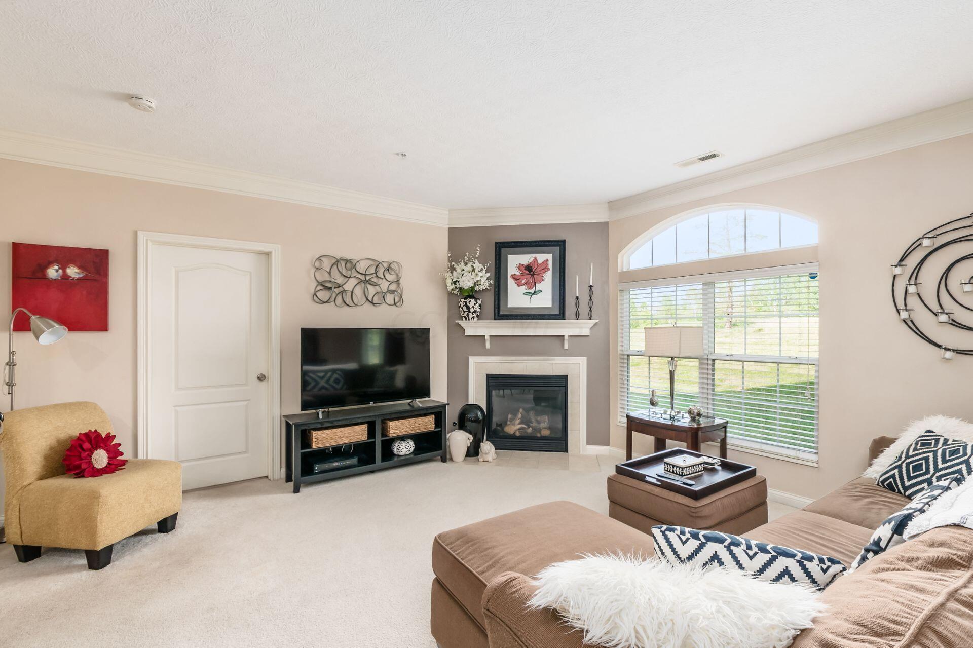 5640 Albany Reserve Drive