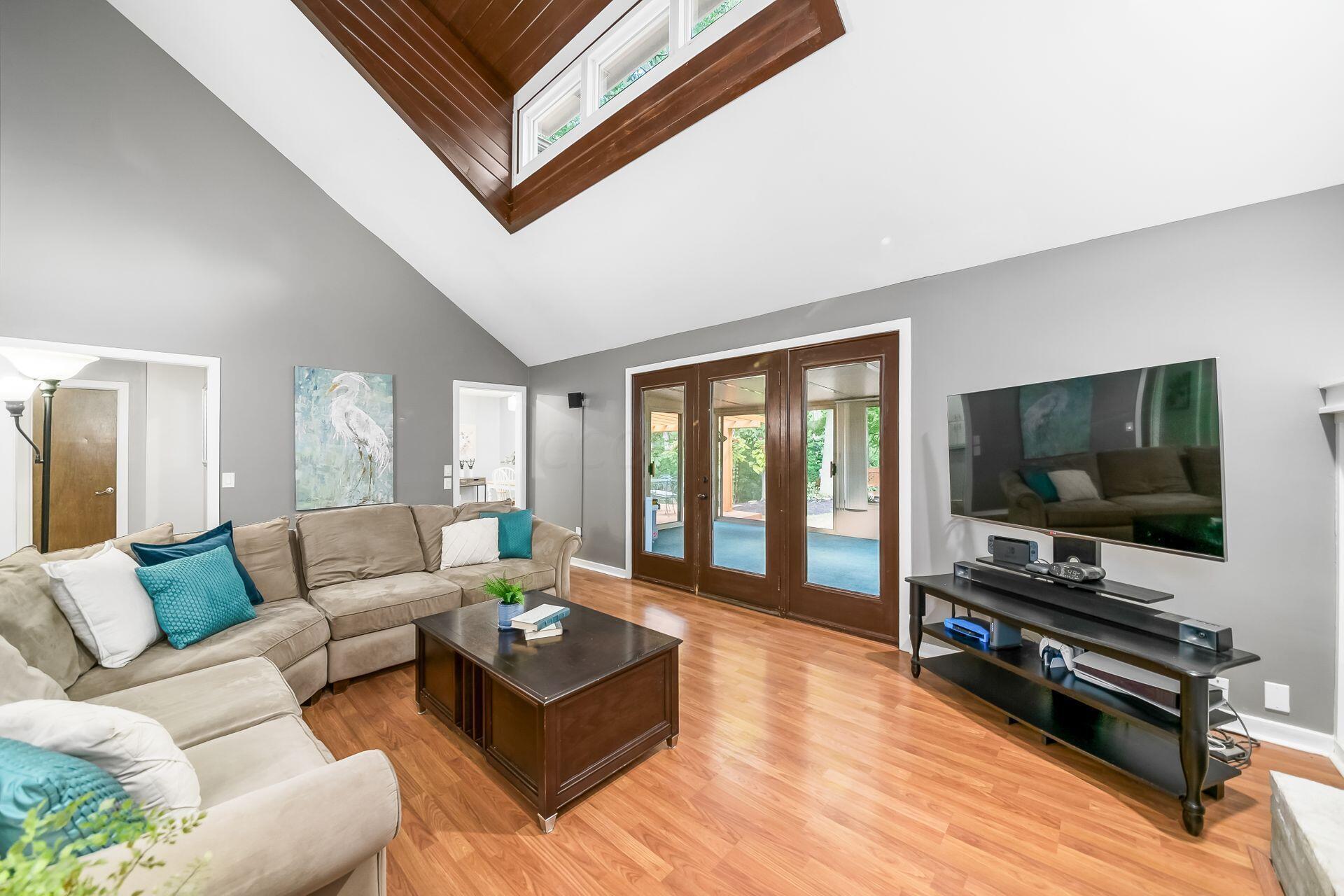 962 Sunlight Court