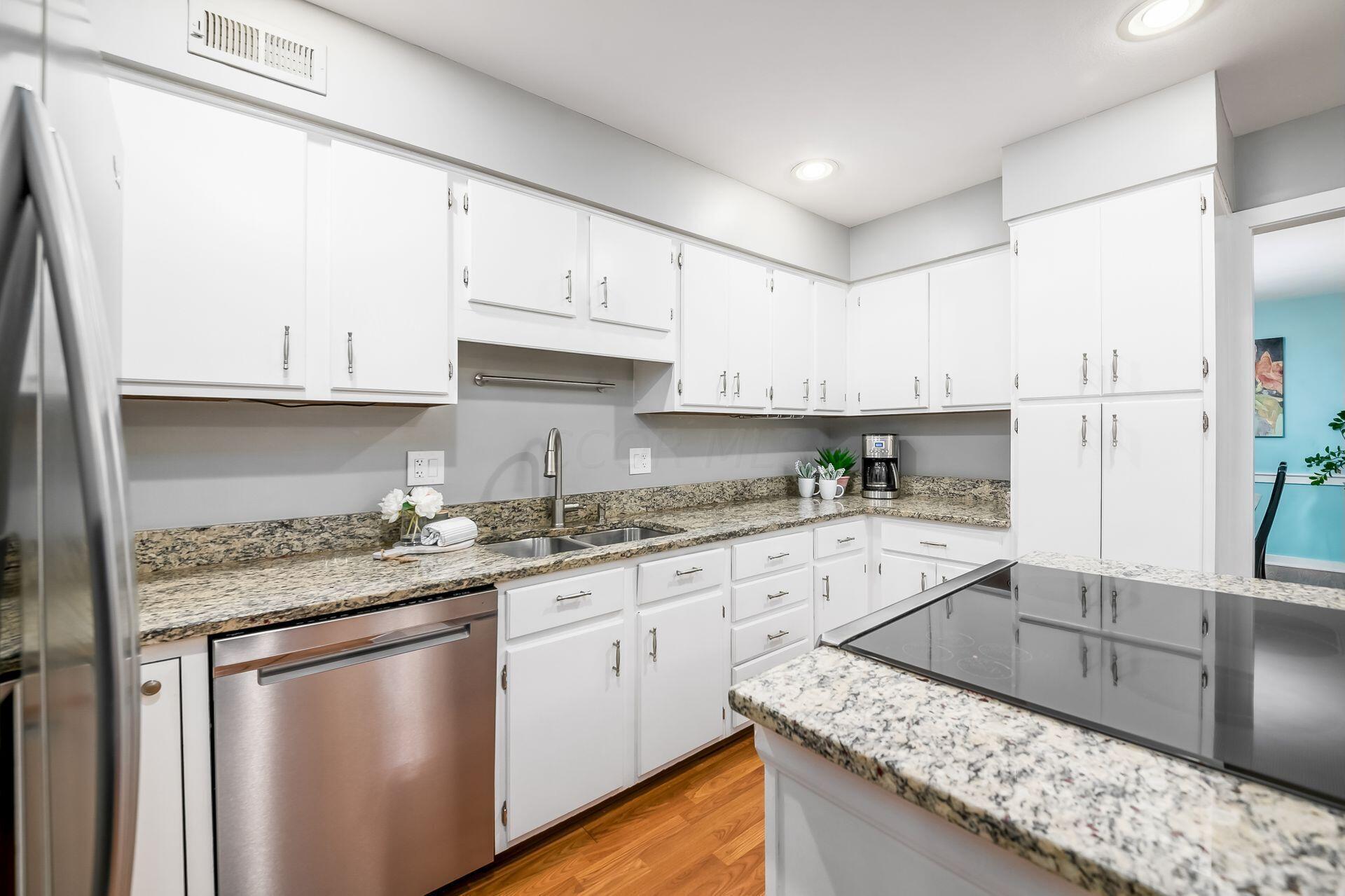962 Sunlight Court