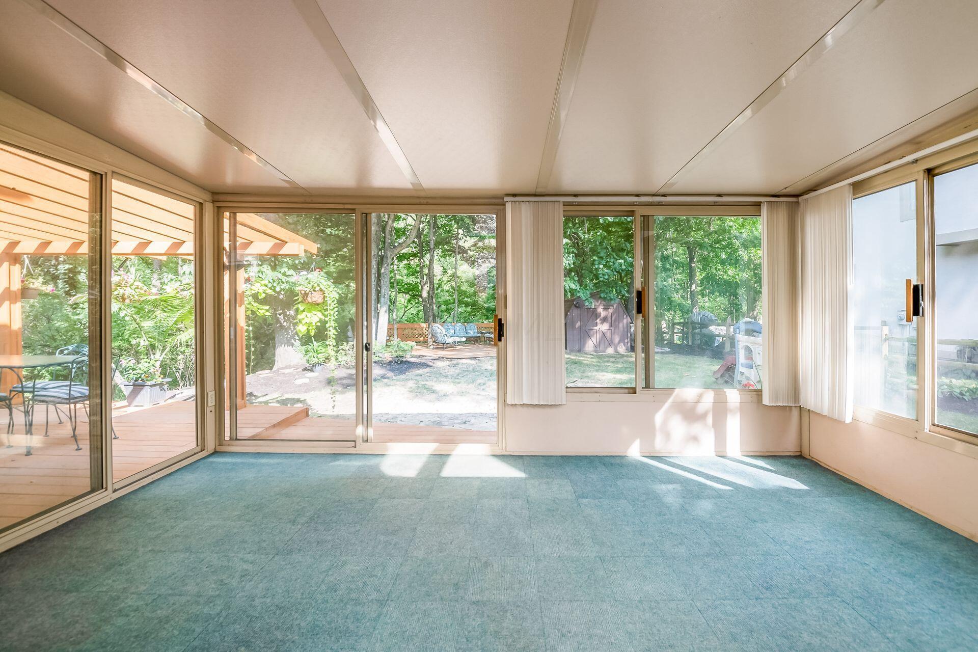 962 Sunlight Court