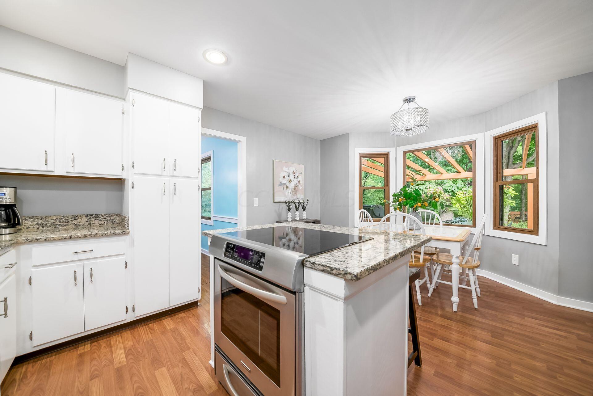 962 Sunlight Court