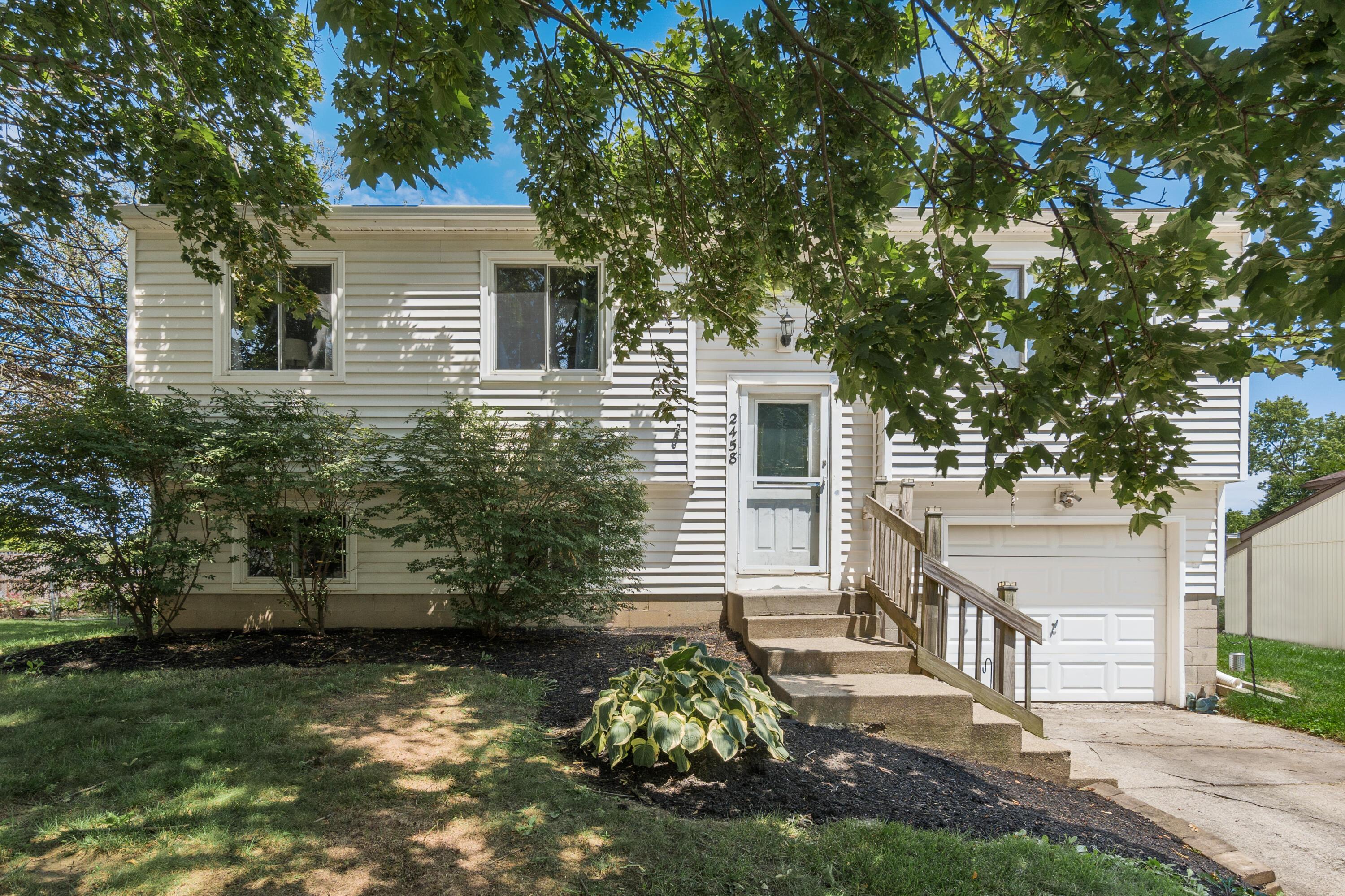 2458 Opal Court
