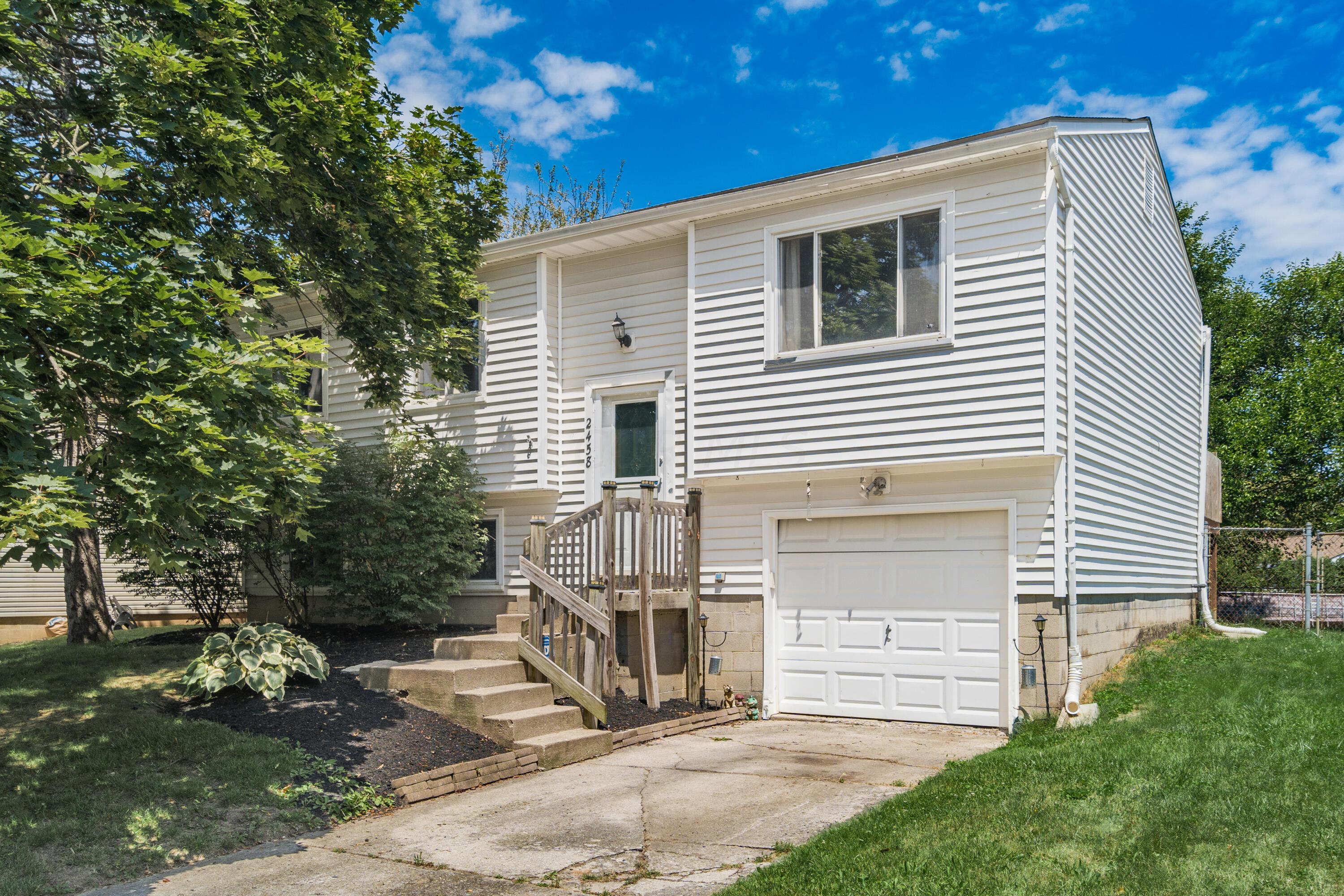 2458 Opal Court
