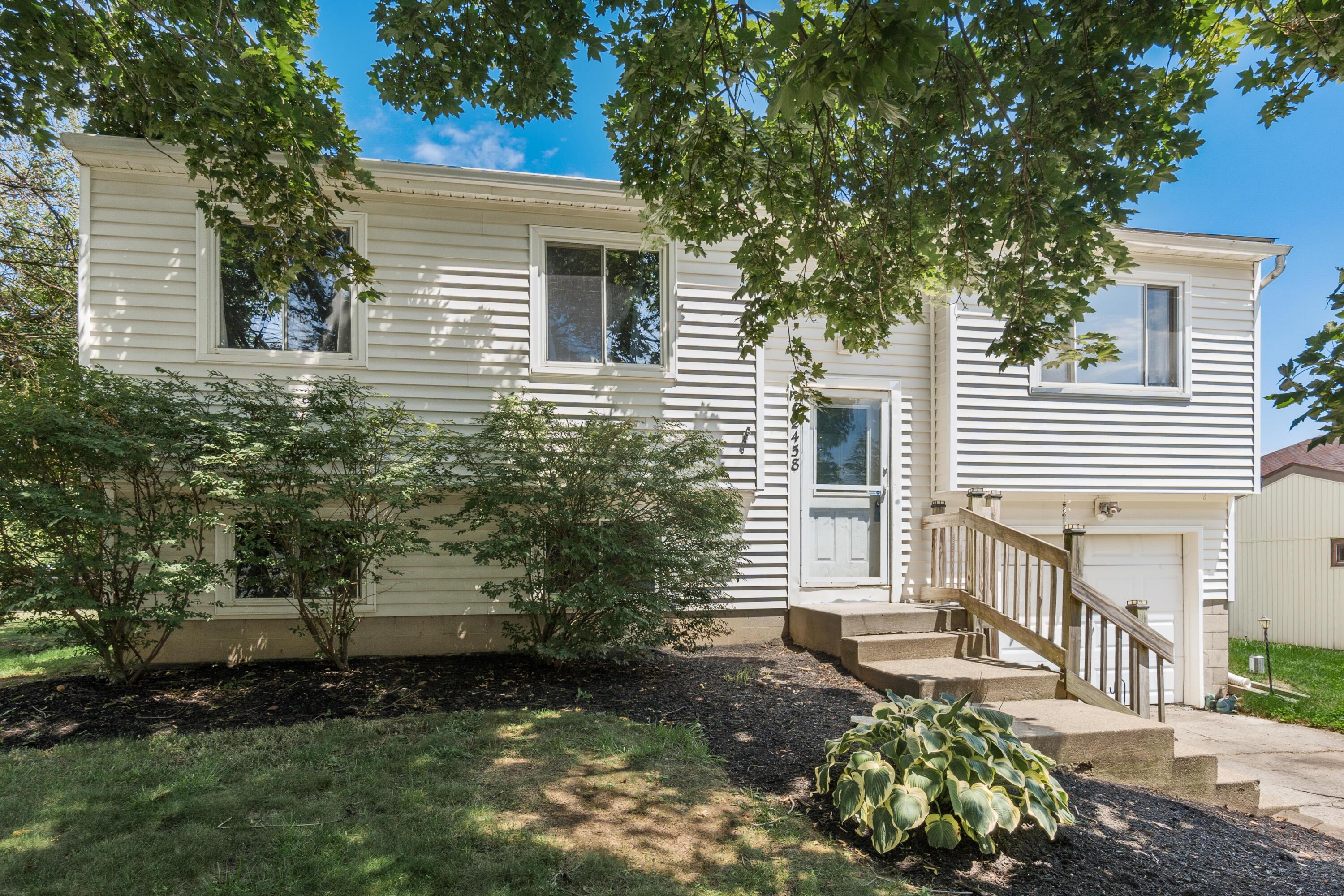 2458 Opal Court