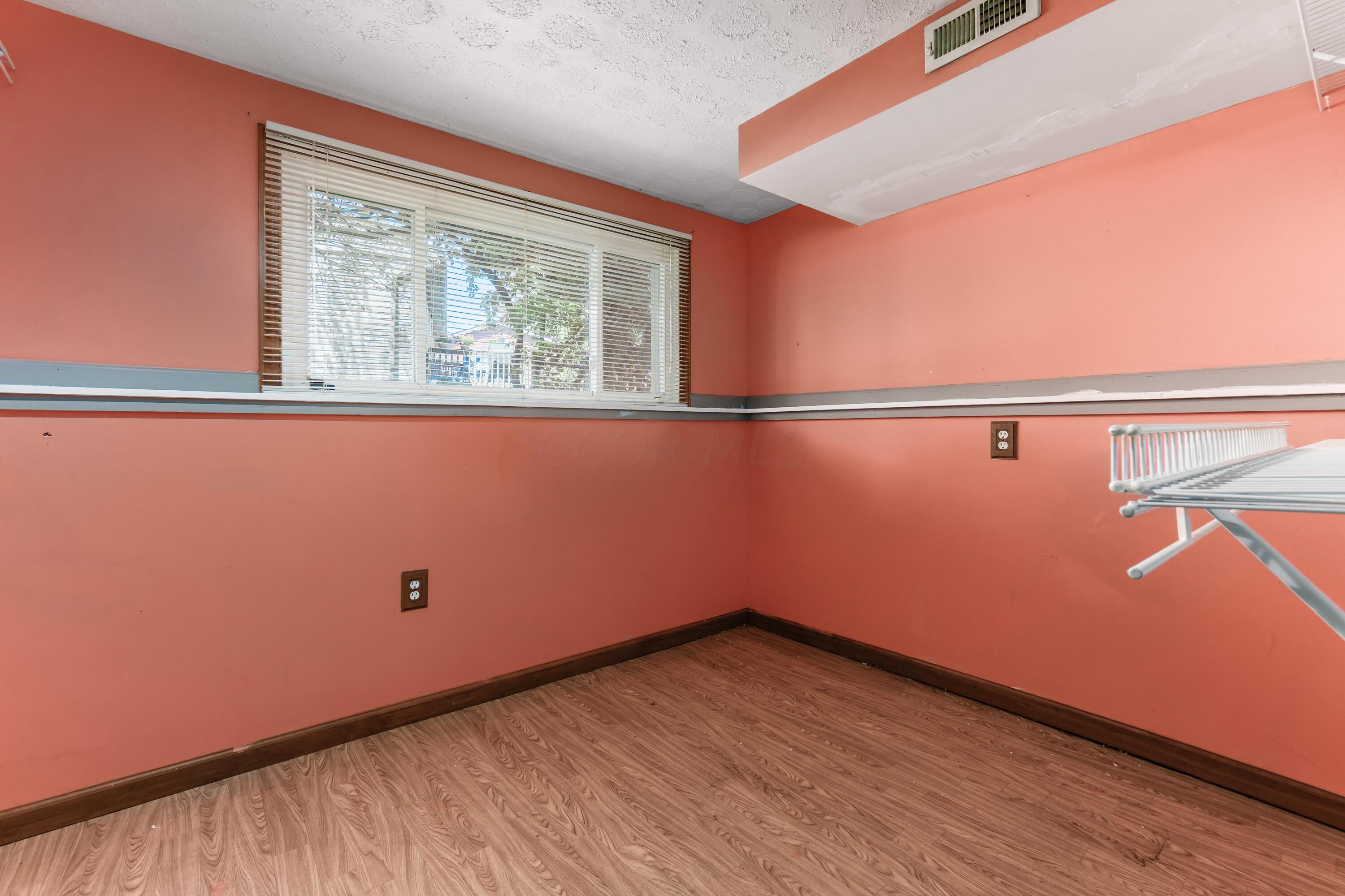2458 Opal Court