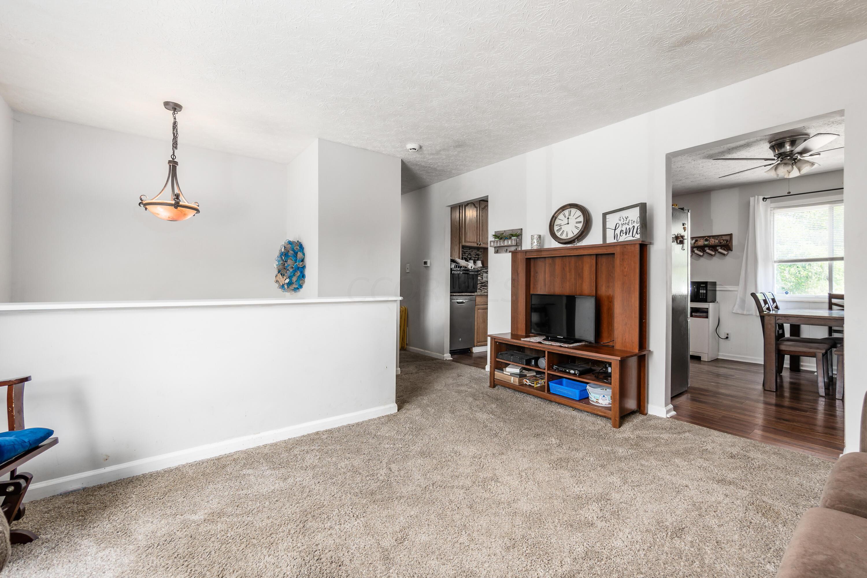 2458 Opal Court
