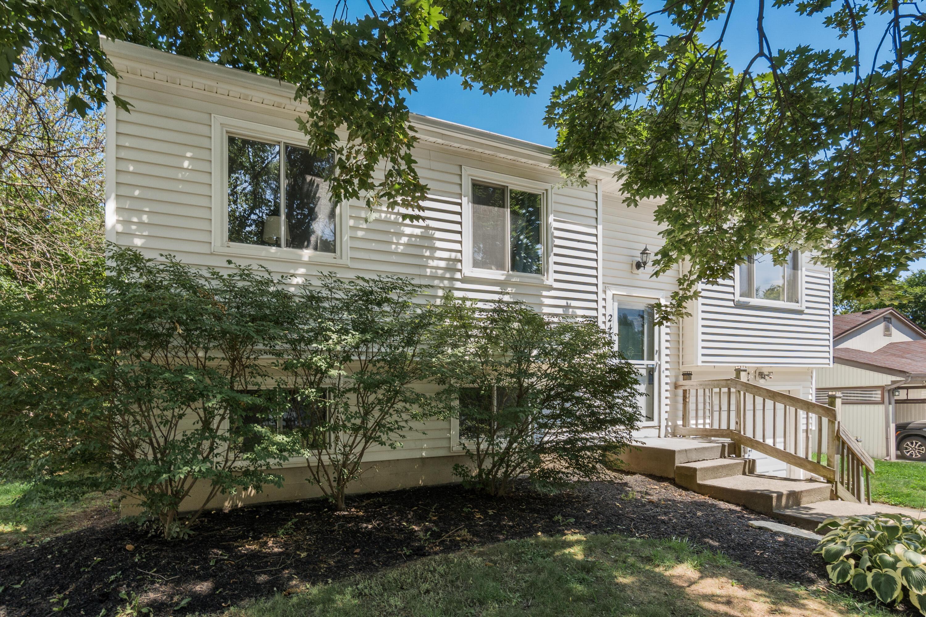 2458 Opal Court