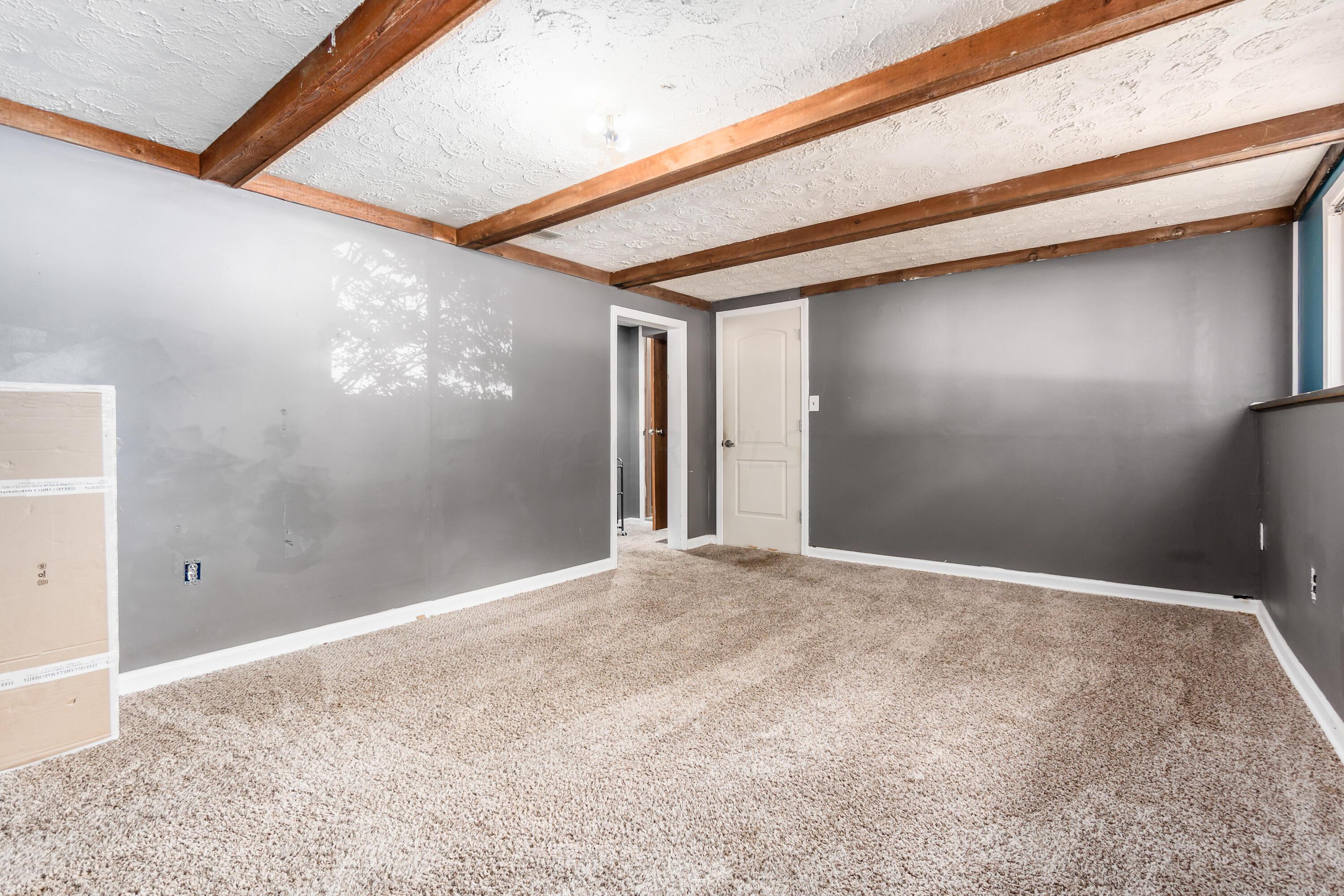 2458 Opal Court