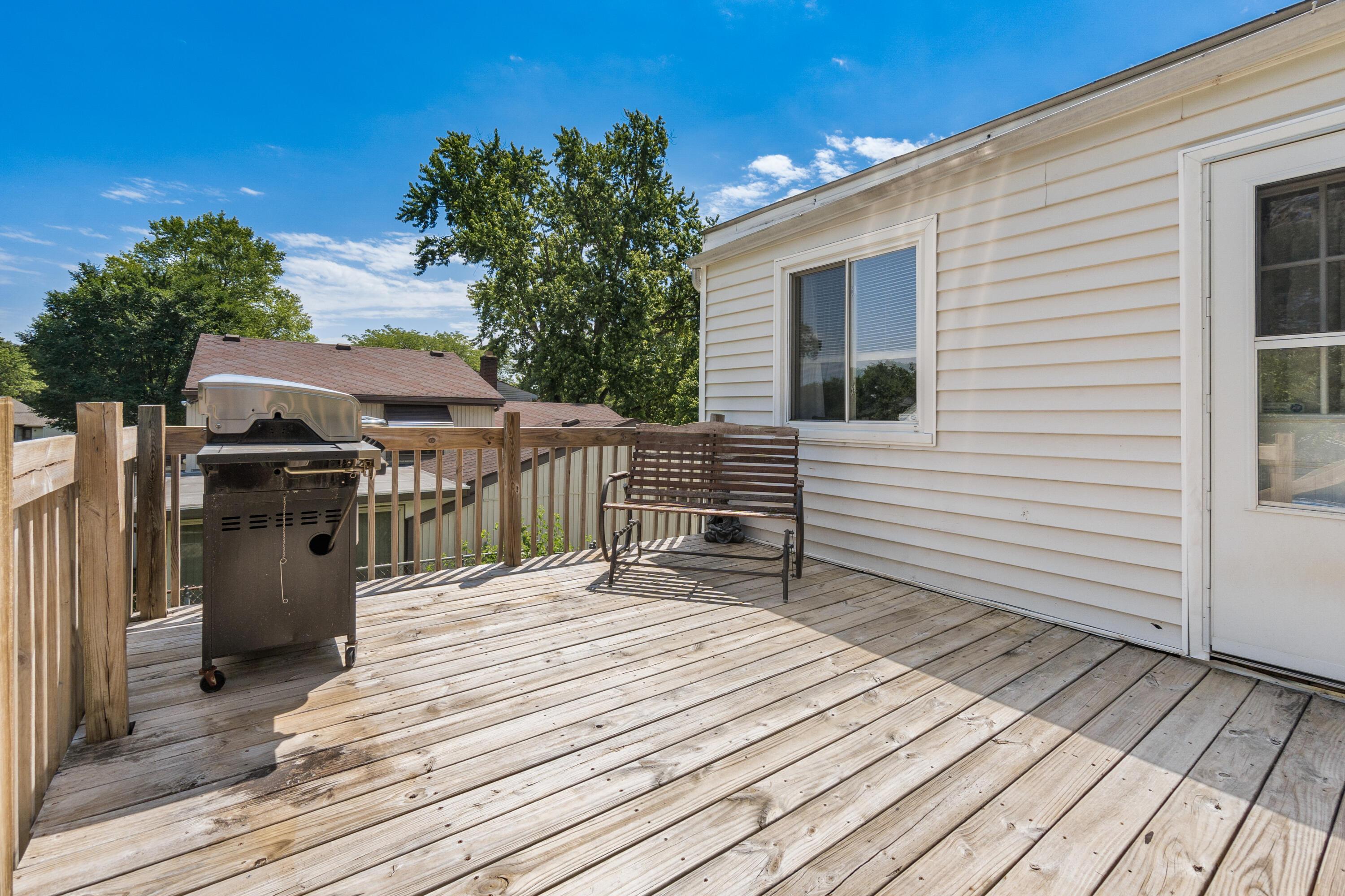 2458 Opal Court