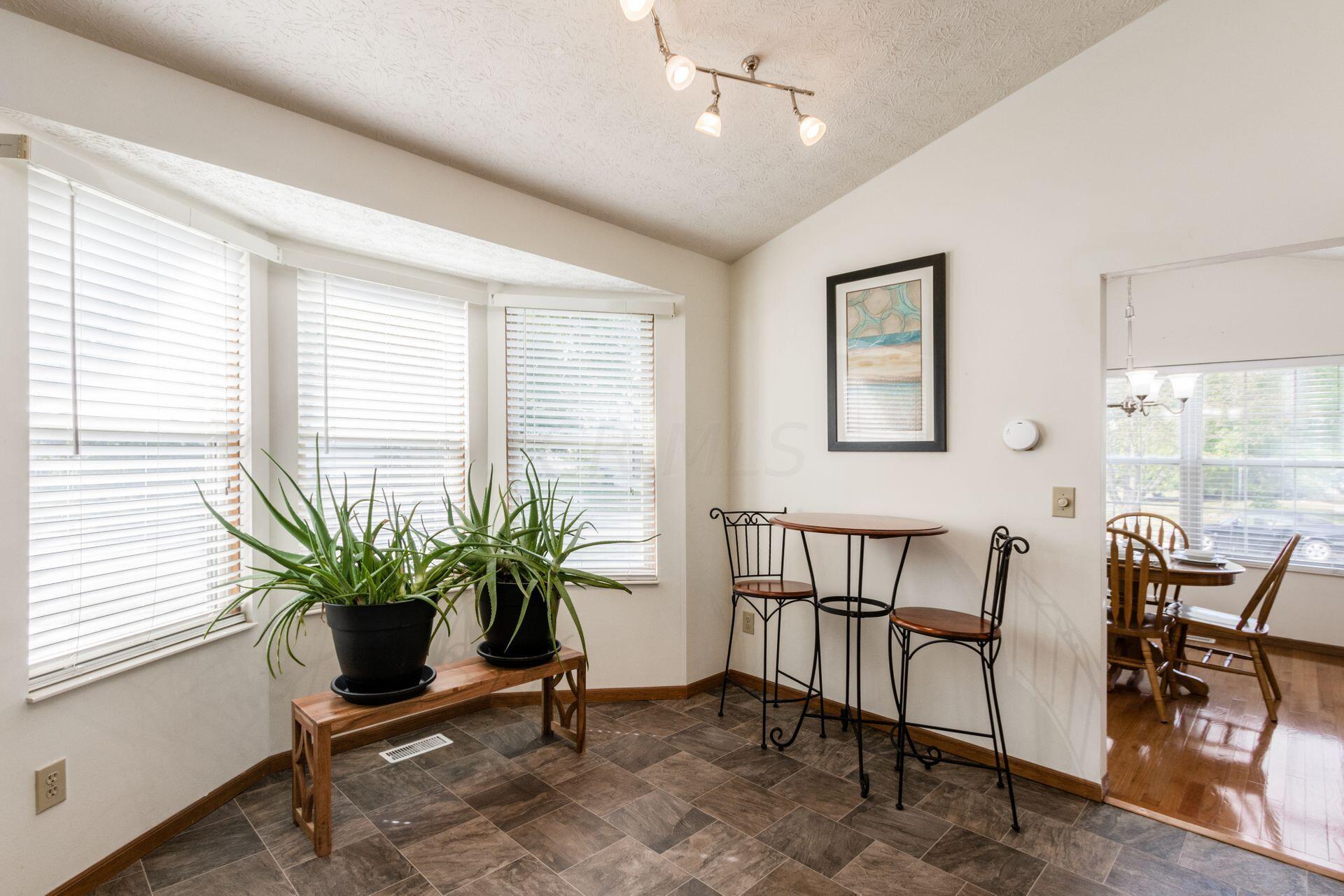 1375 Meadowbank Drive