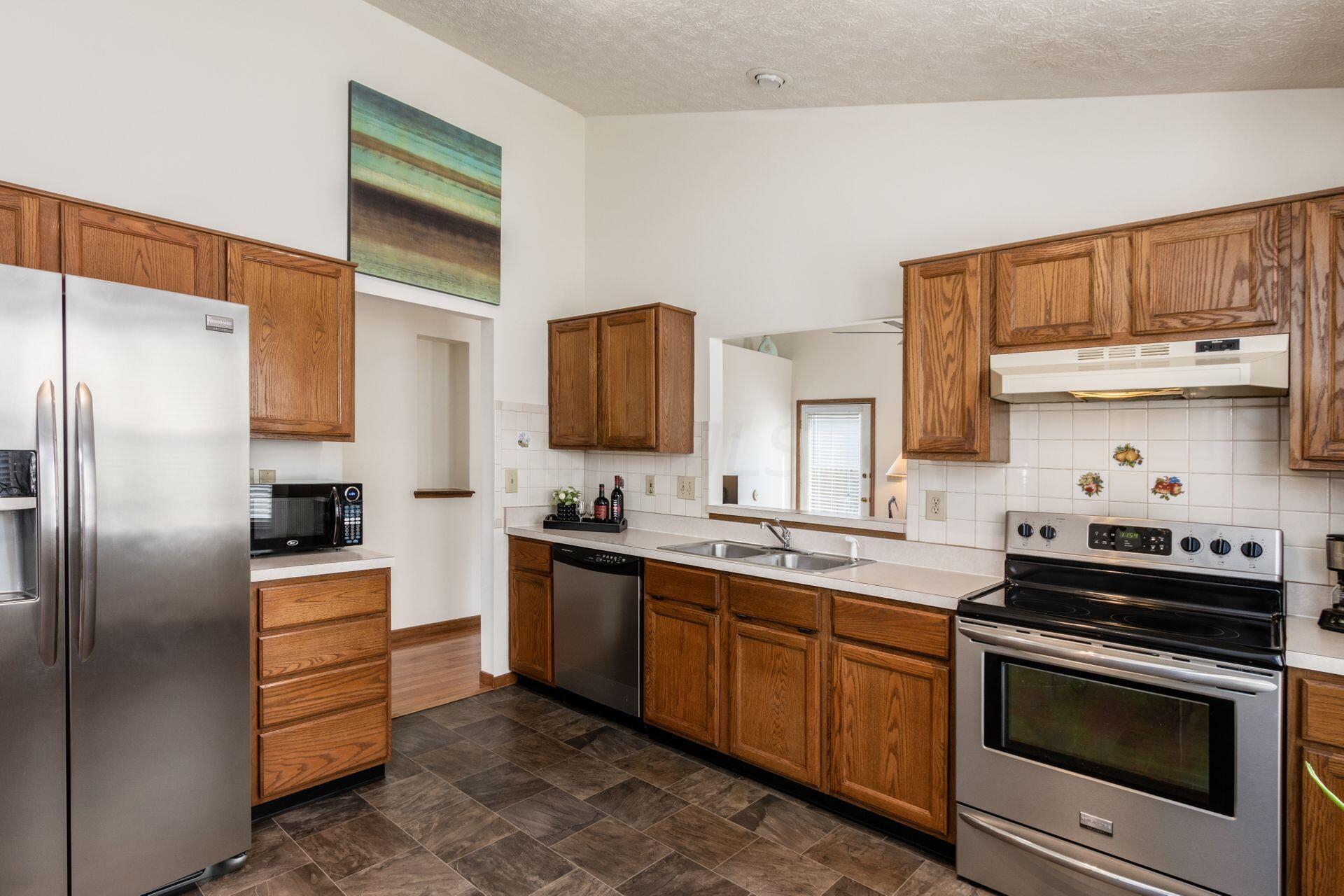 1375 Meadowbank Drive