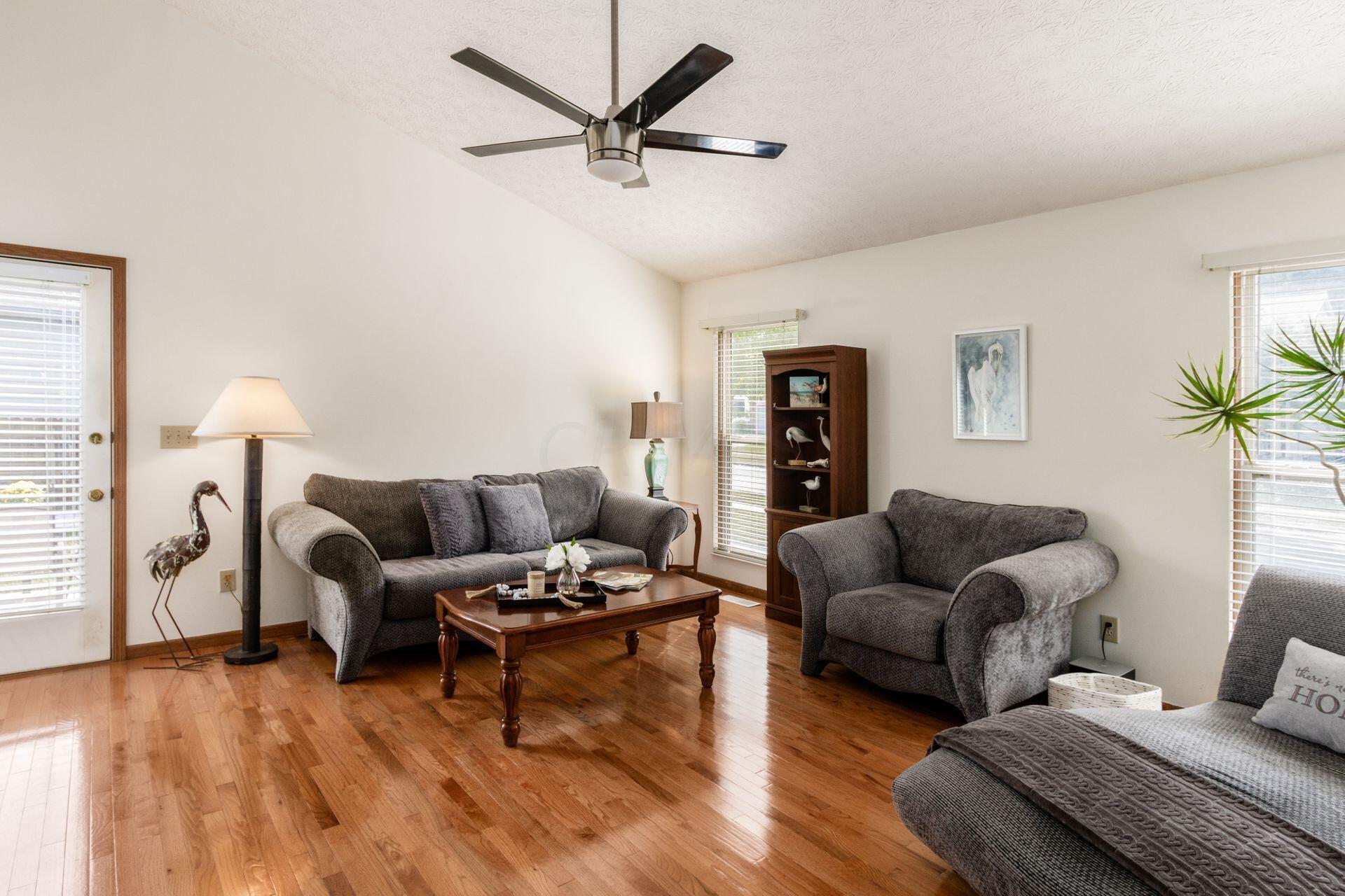 1375 Meadowbank Drive