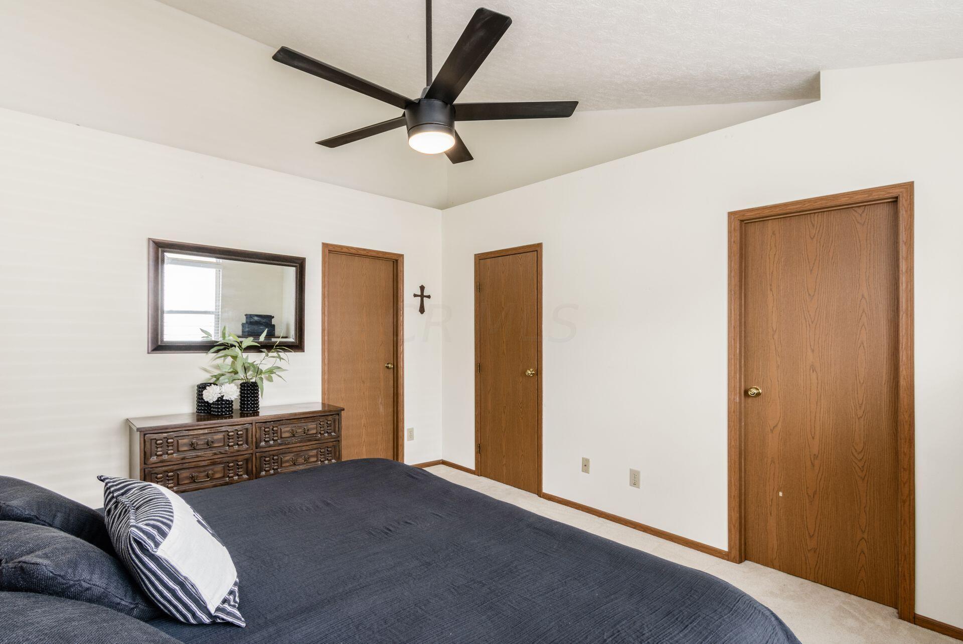 1375 Meadowbank Drive
