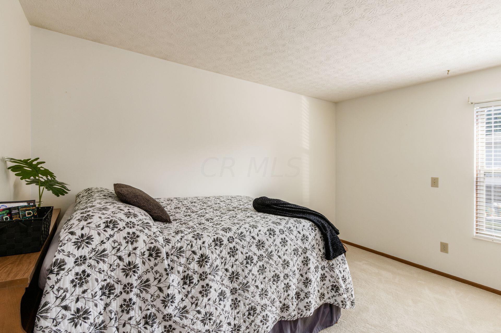1375 Meadowbank Drive