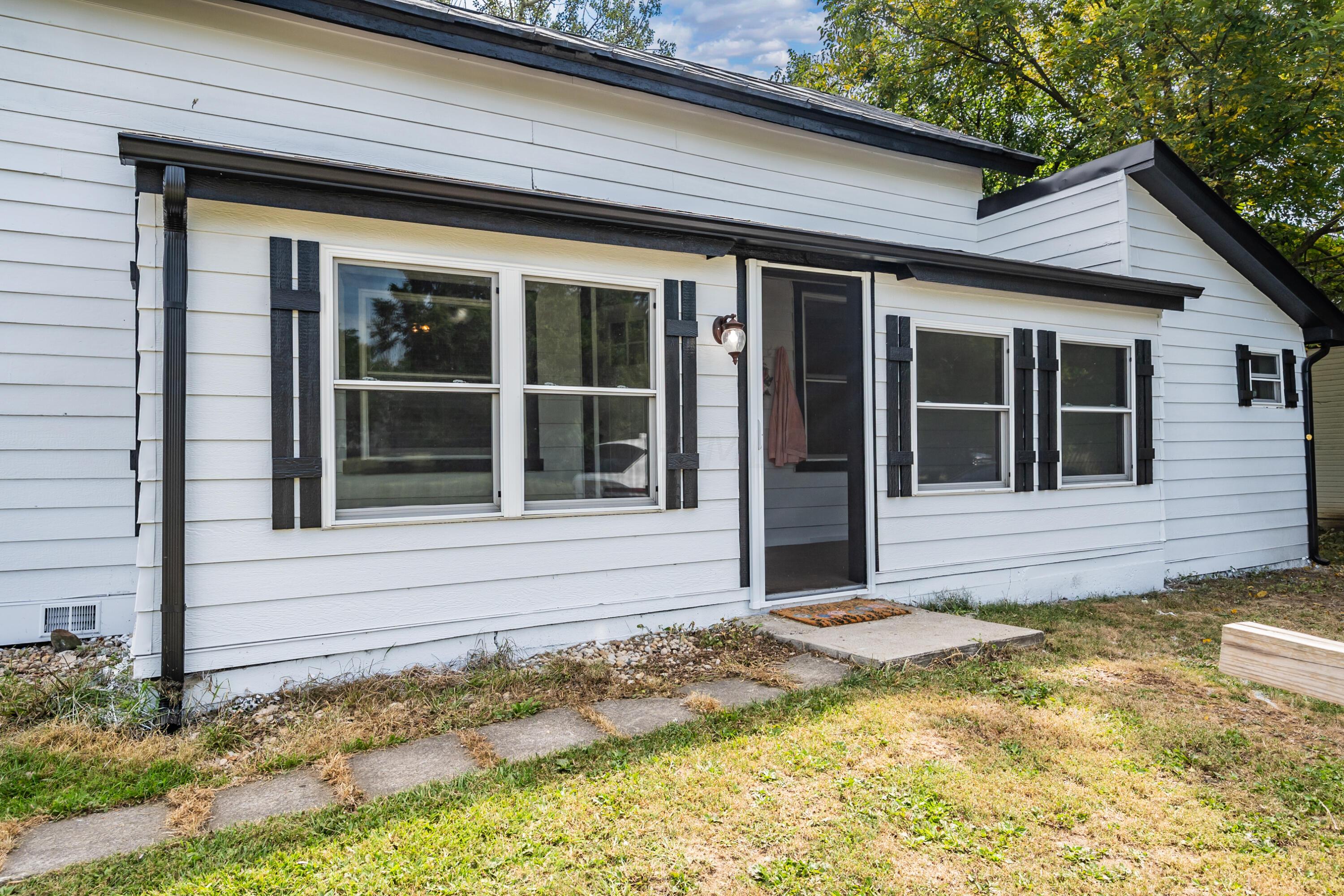 1960 Rich Hill Road