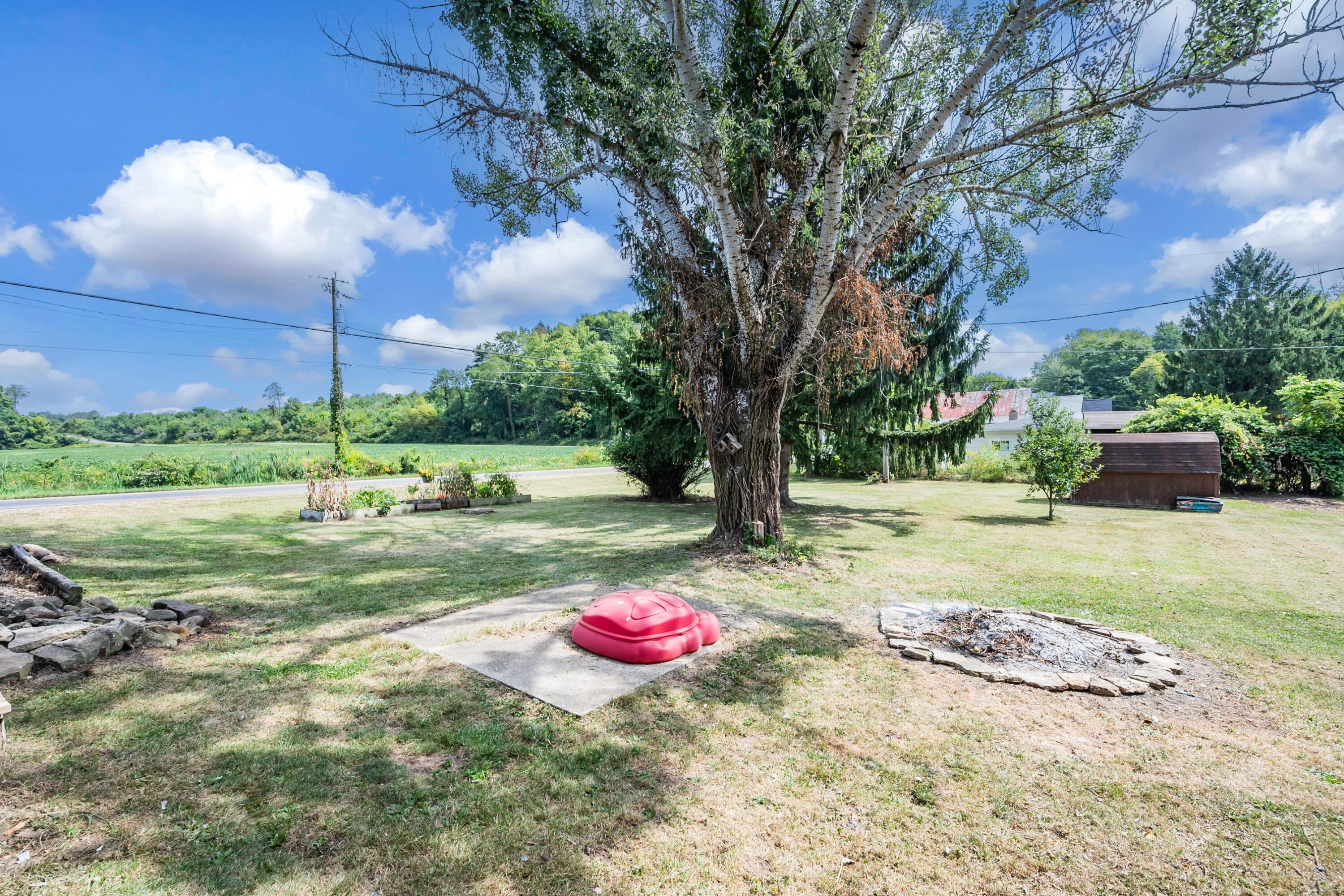 1960 Rich Hill Road