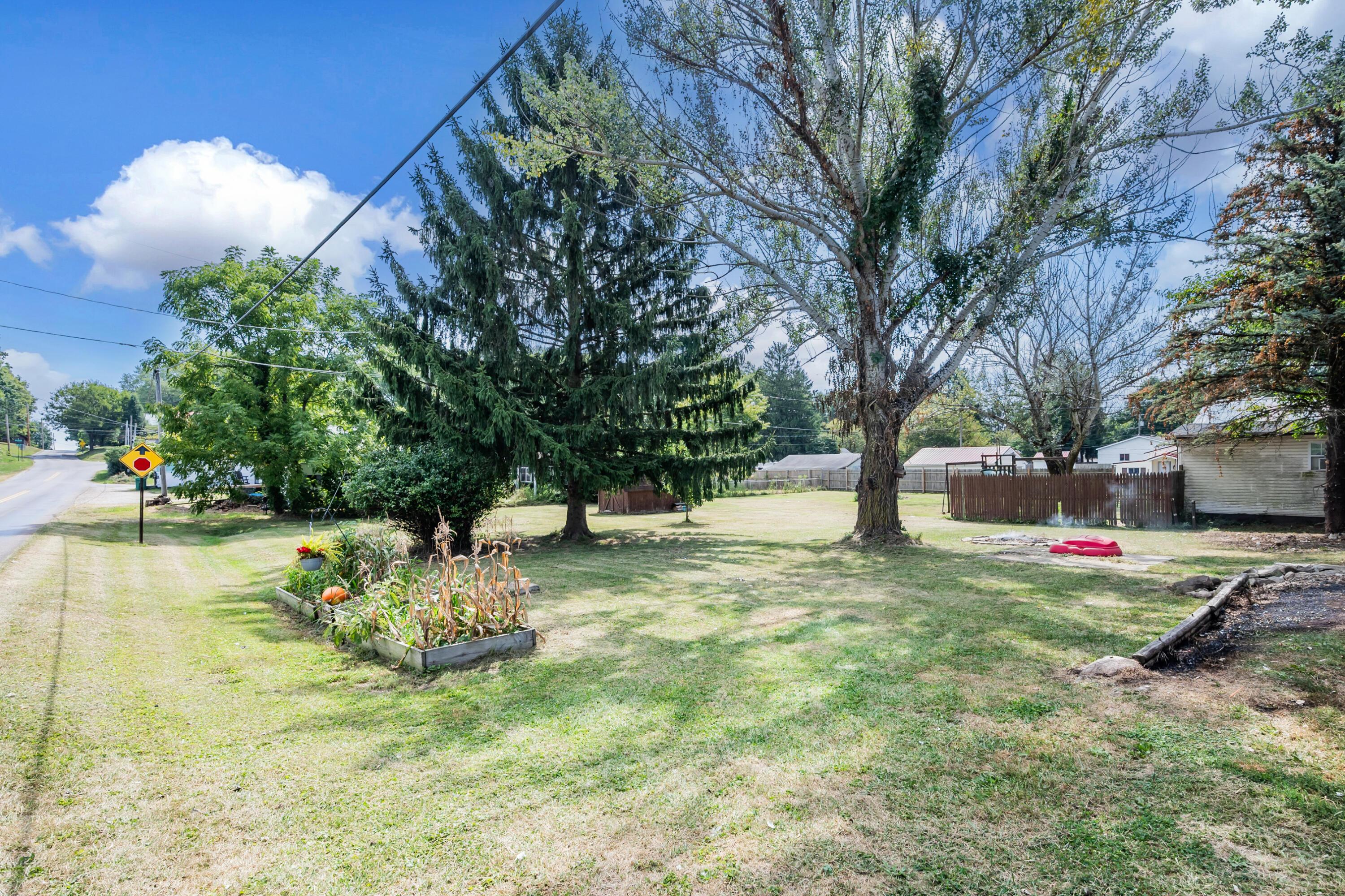 1960 Rich Hill Road