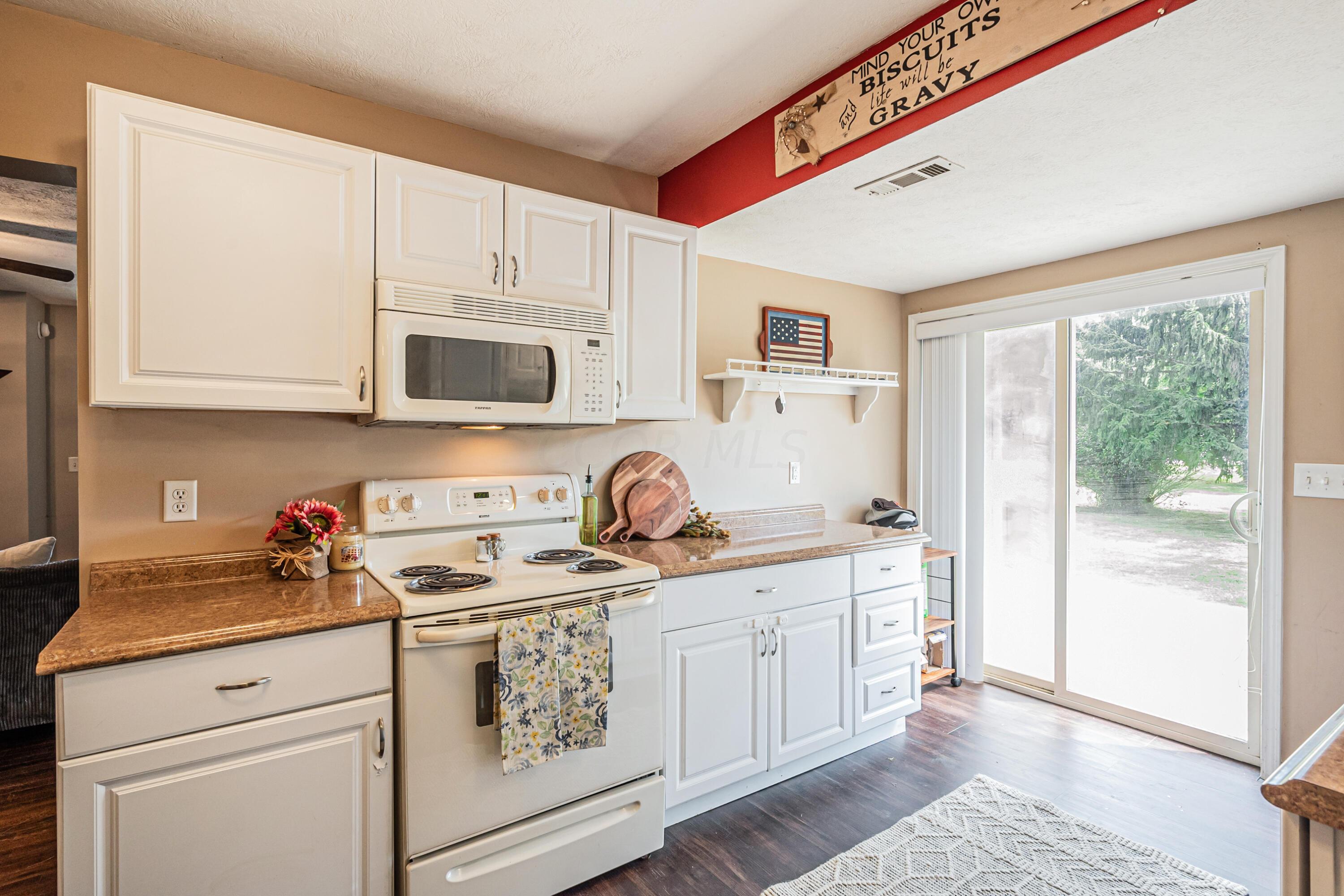 1960 Rich Hill Road