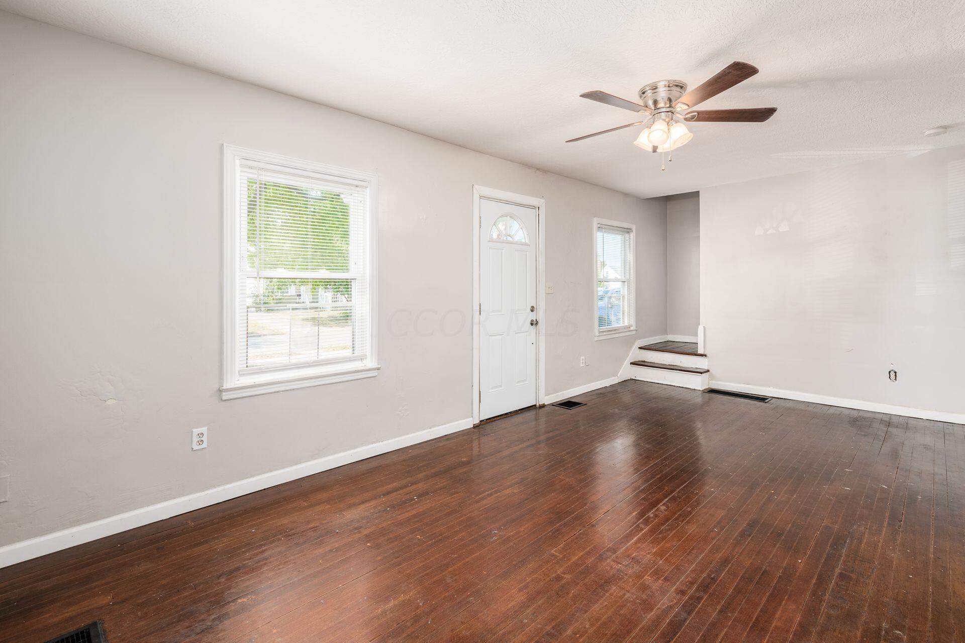 894 Binns Boulevard