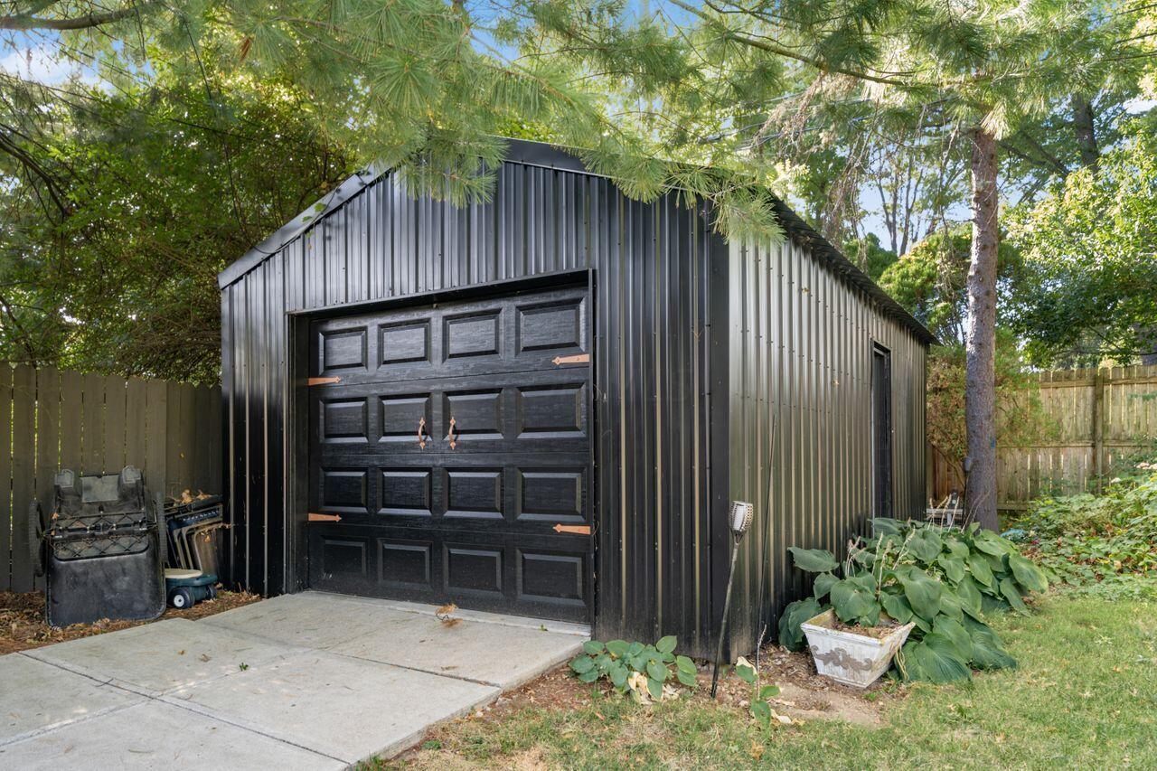 5047 Sharon Hill Drive