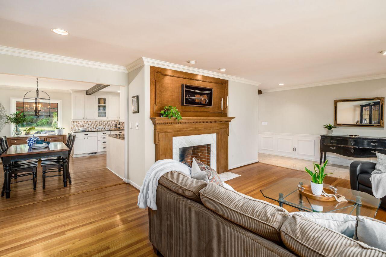 5047 Sharon Hill Drive