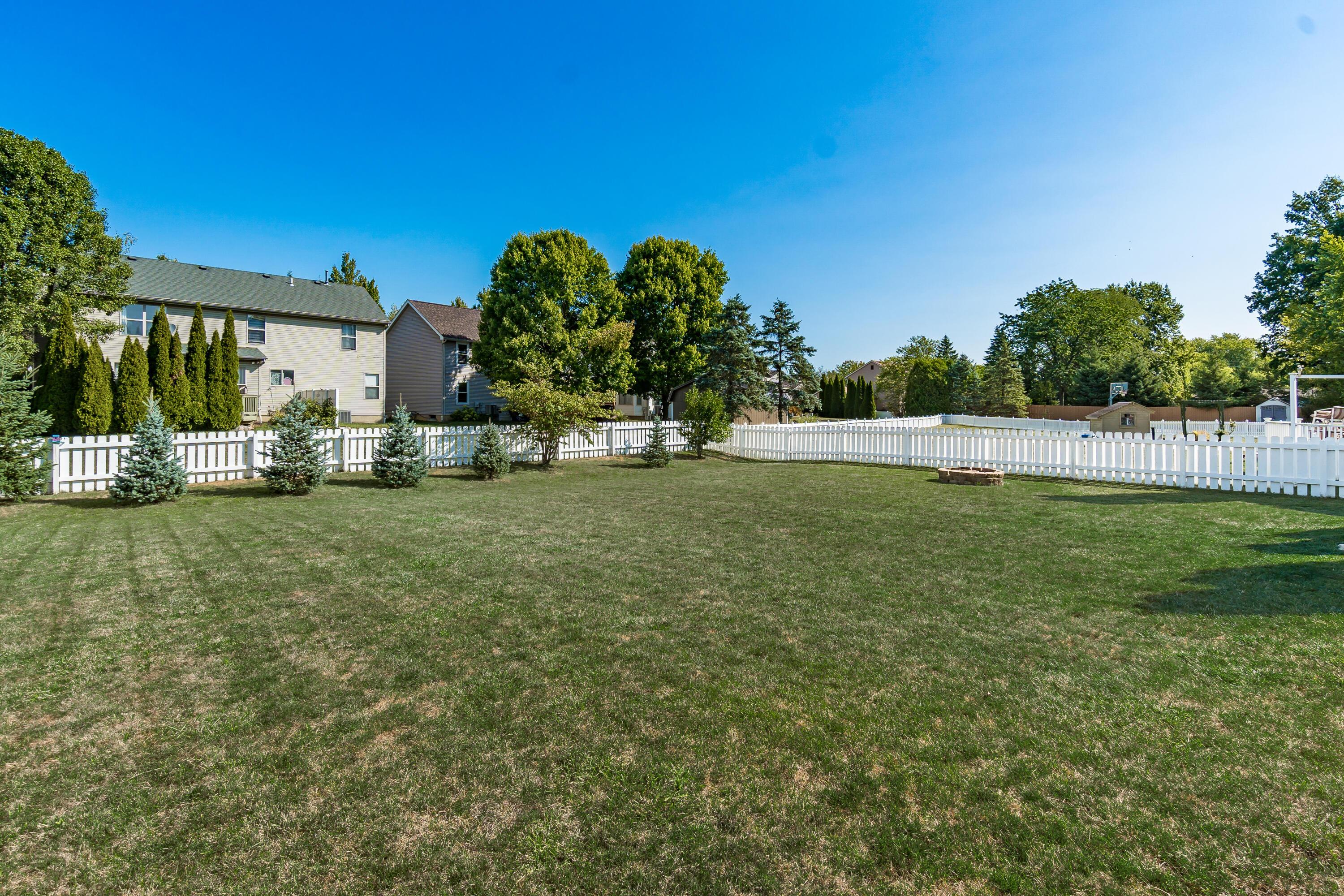 6816 Shadow Drive