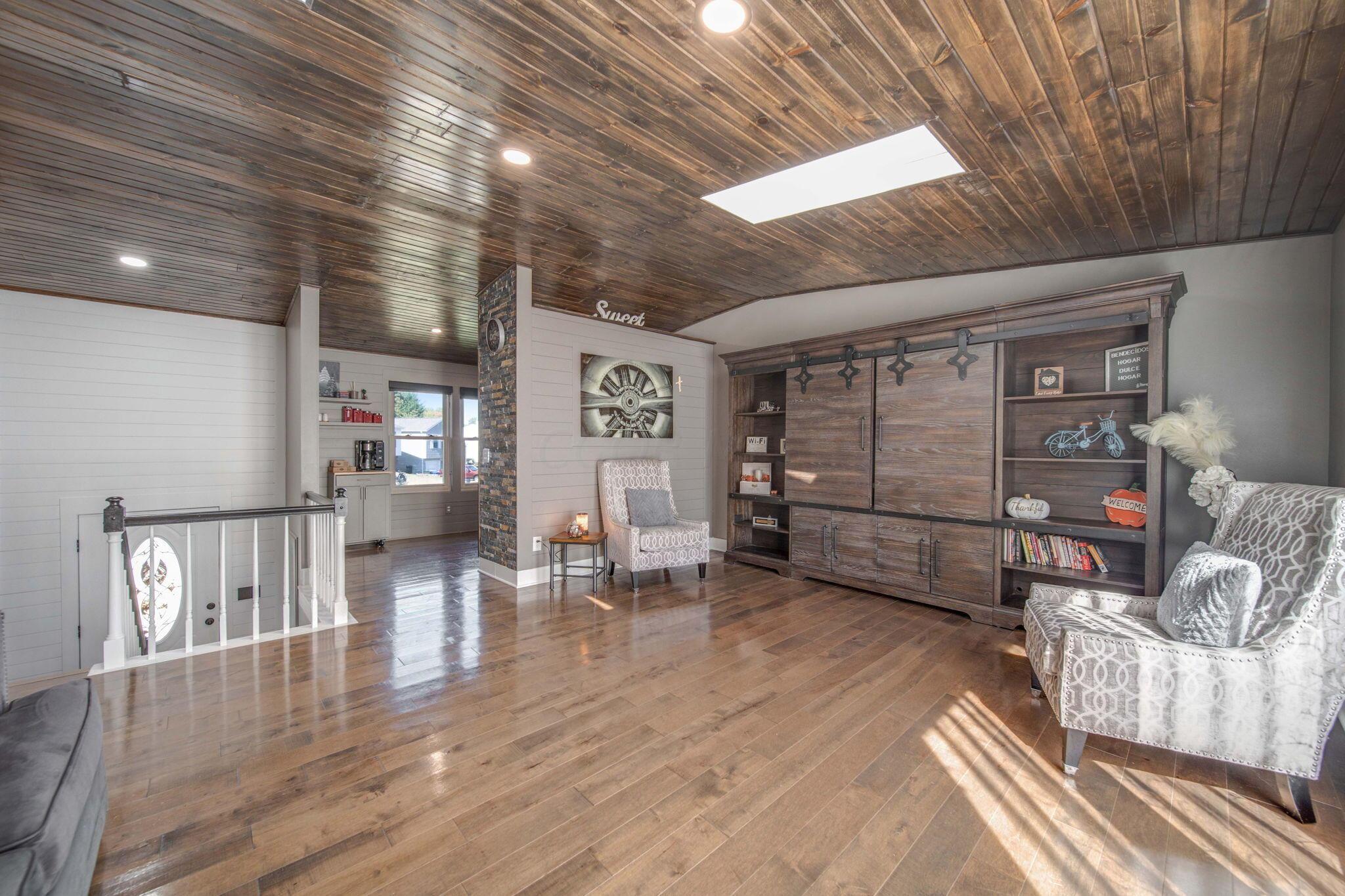 1843 Maroon Drive