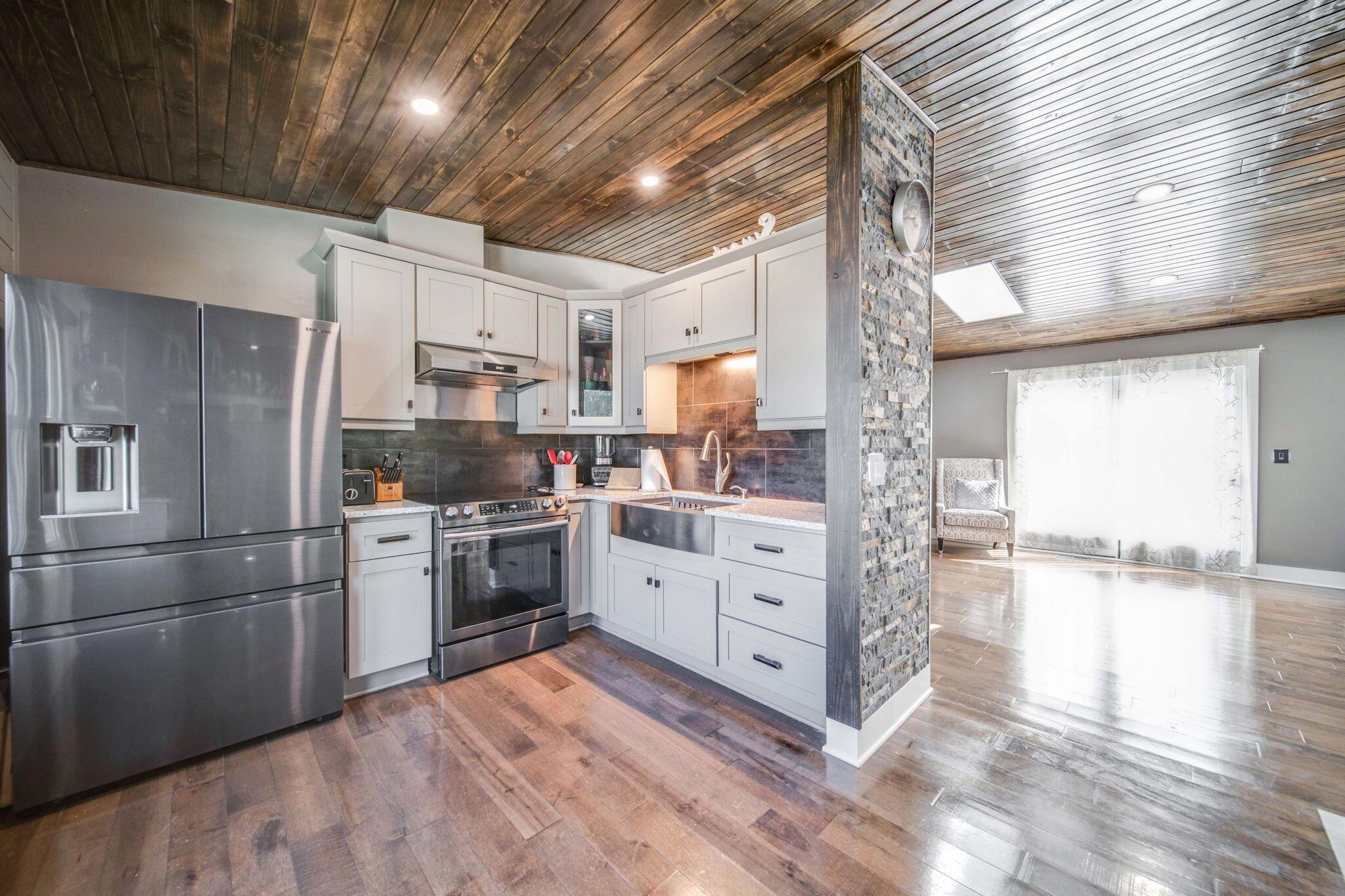 1843 Maroon Drive